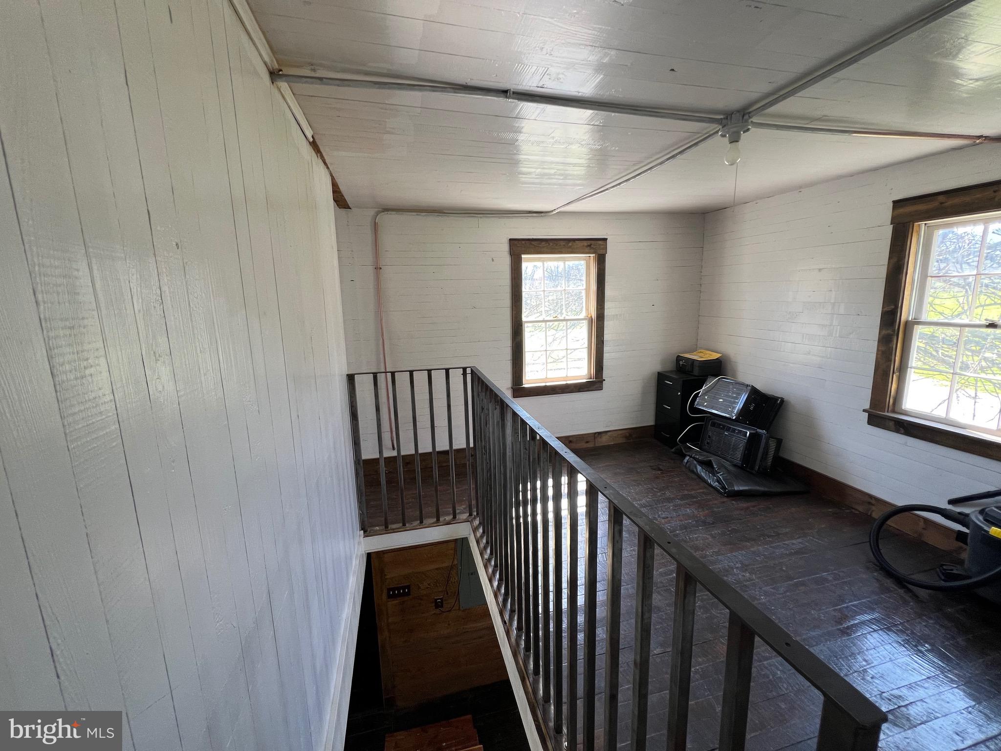 NONE UNRESTRICTED - Farm