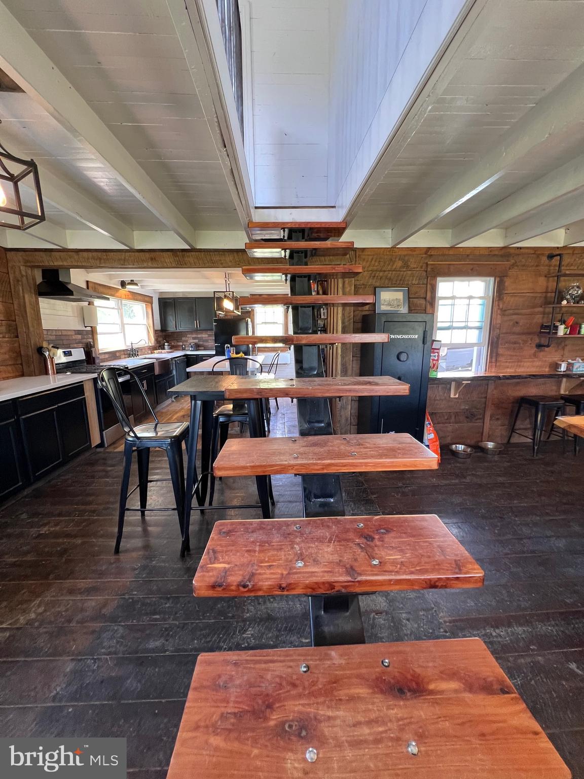 NONE UNRESTRICTED - Farm