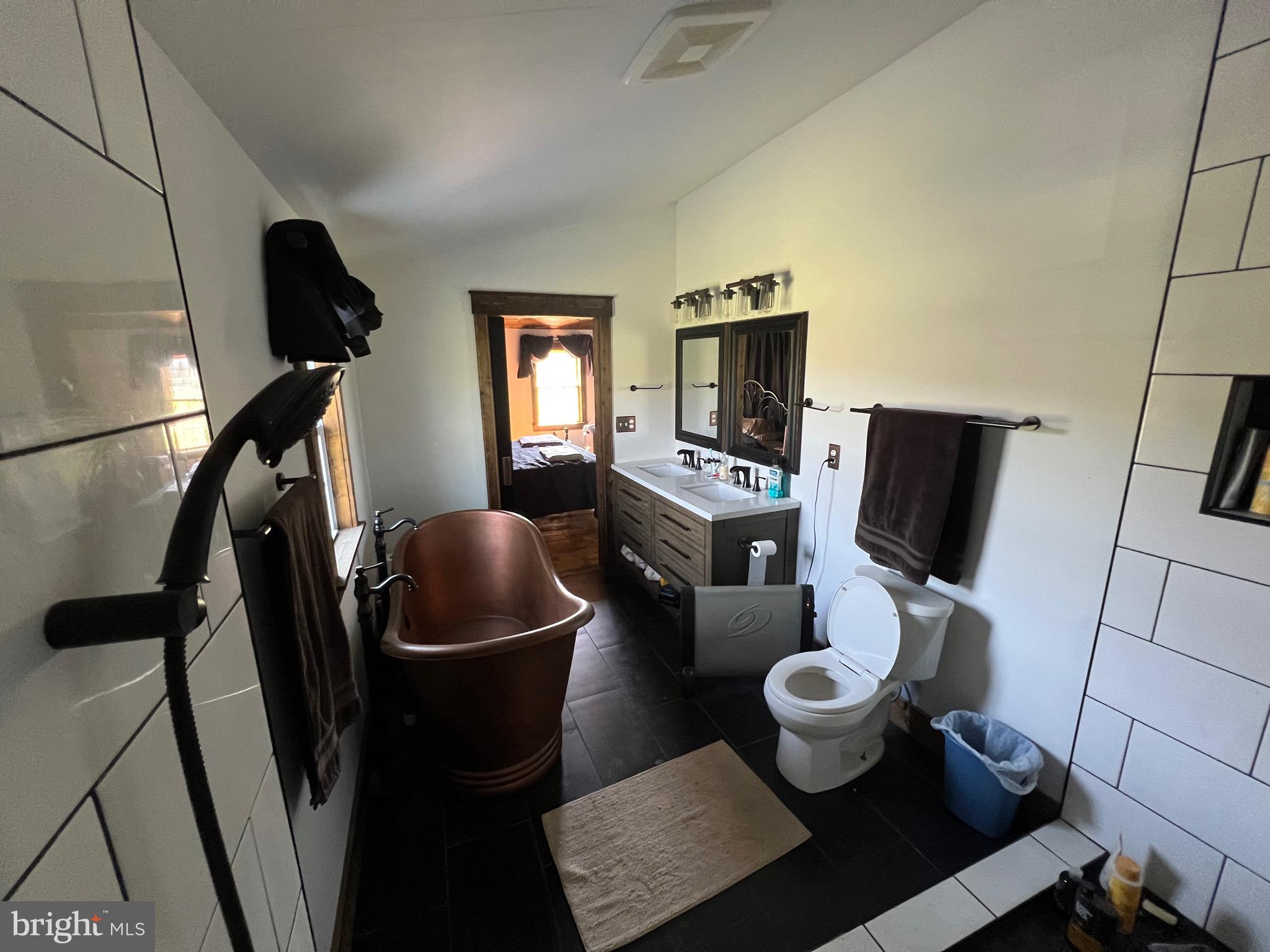 NONE UNRESTRICTED - Farm