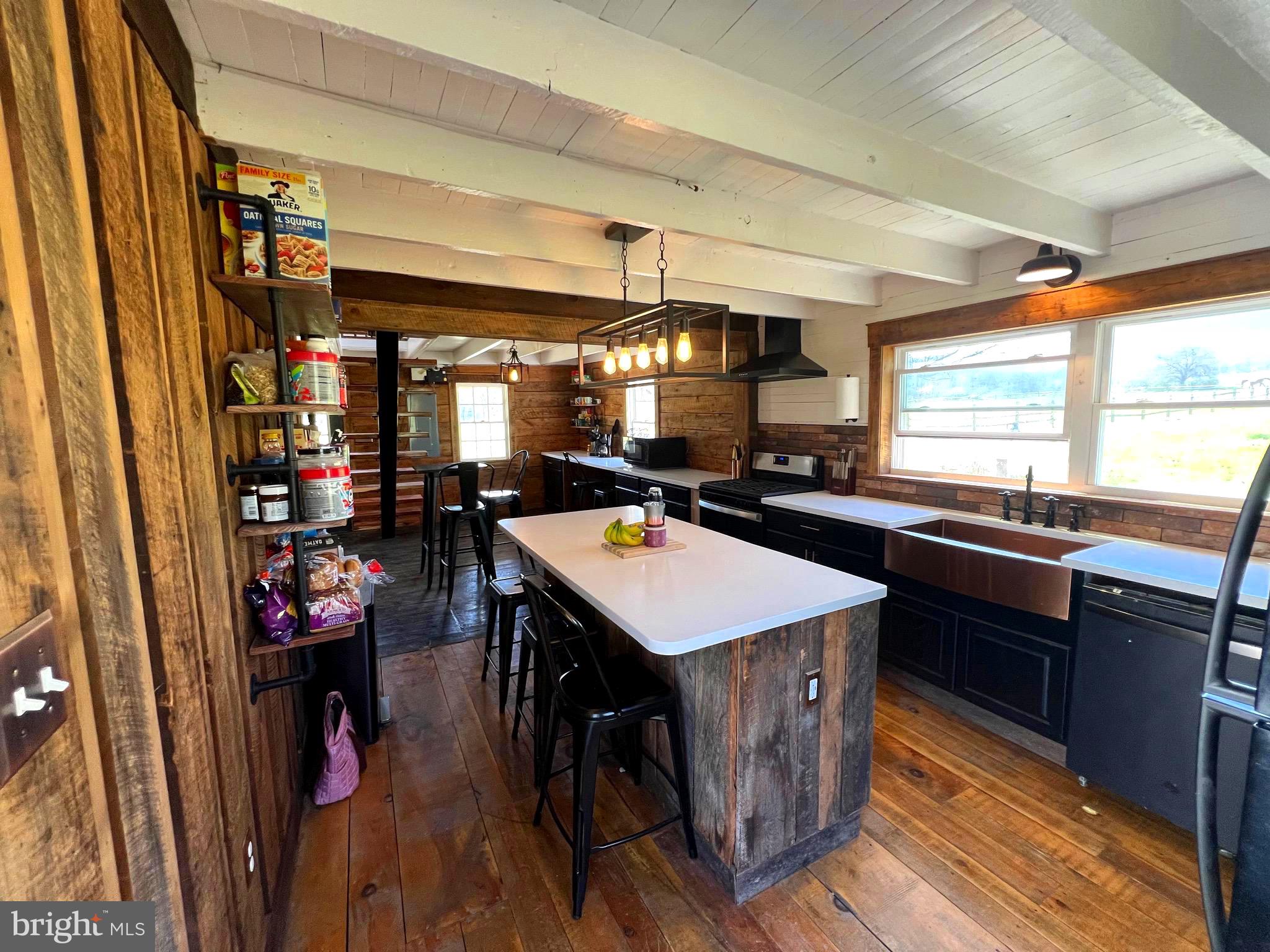 NONE UNRESTRICTED - Farm