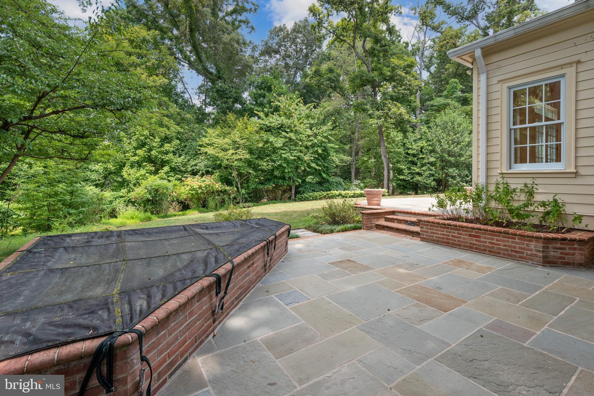 CHARRED OAK ESTATES - Residential