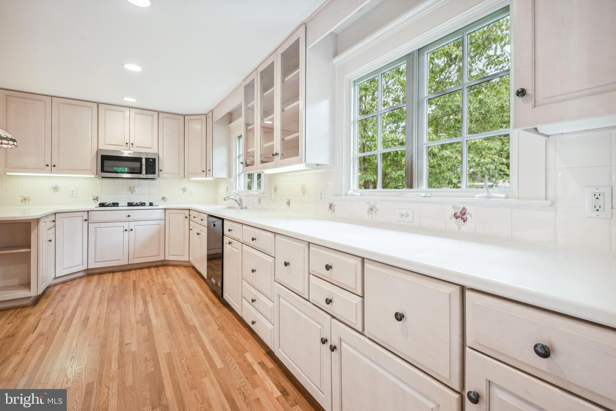 CHARRED OAK ESTATES - Residential