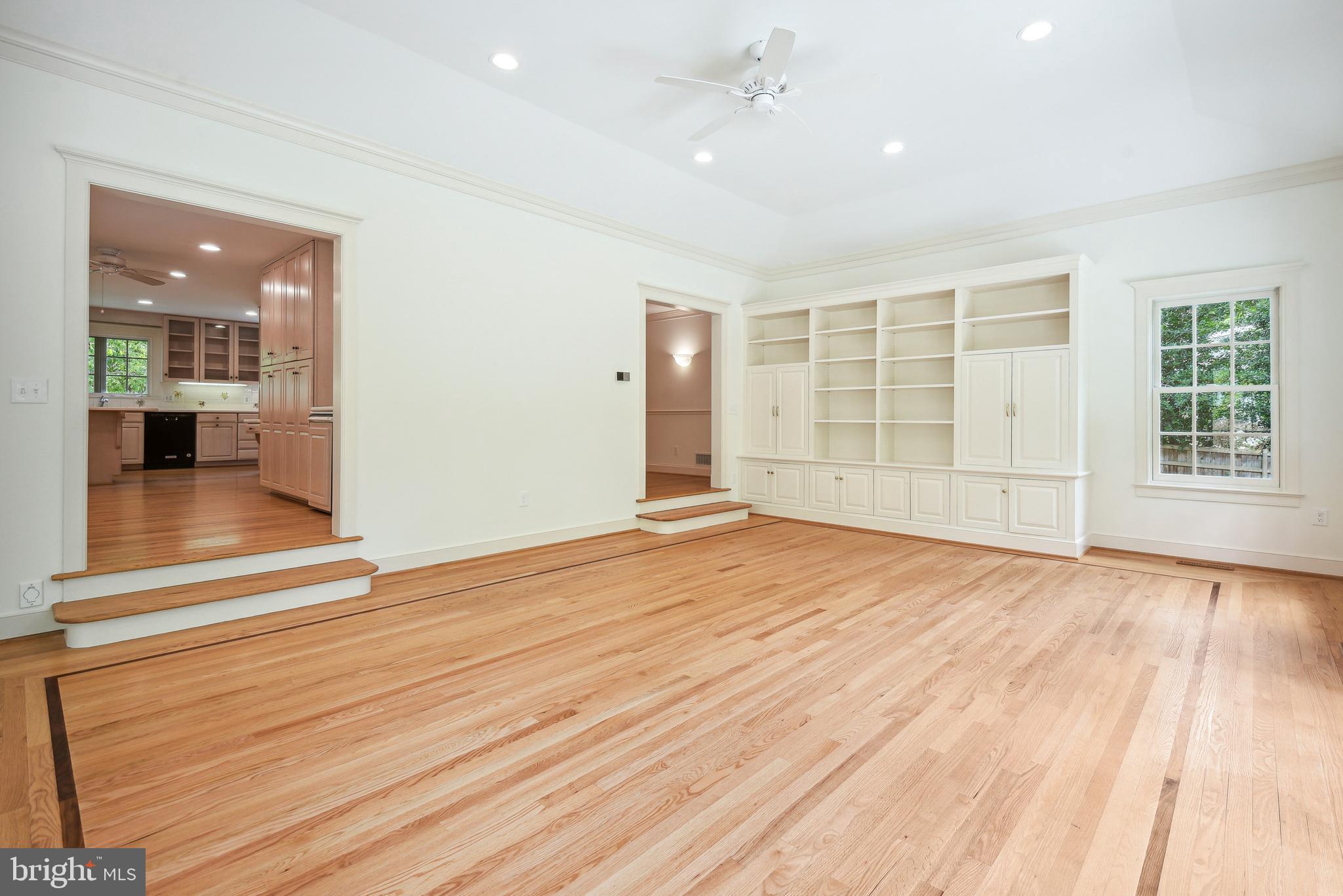 CHARRED OAK ESTATES - Residential