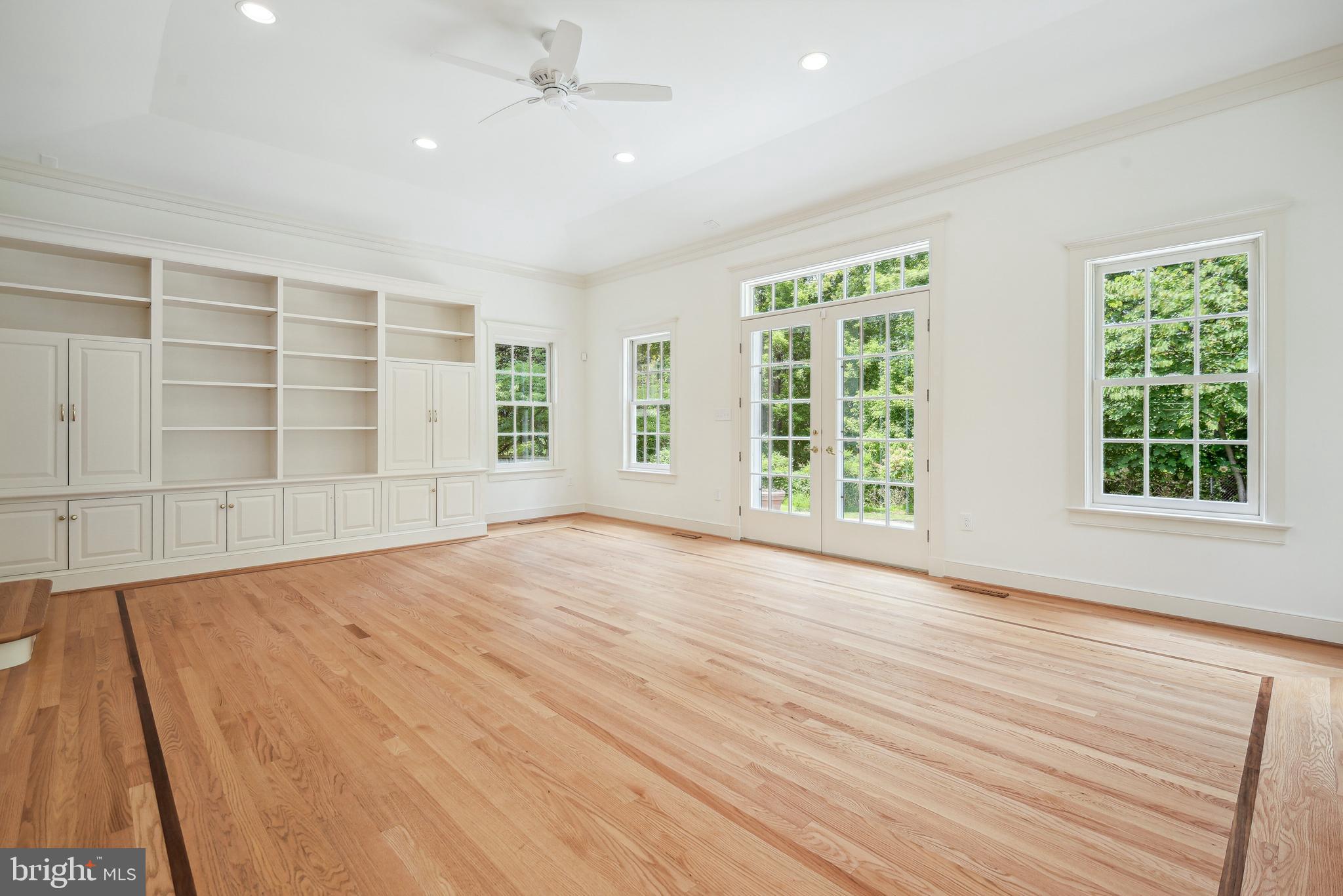 CHARRED OAK ESTATES - Residential