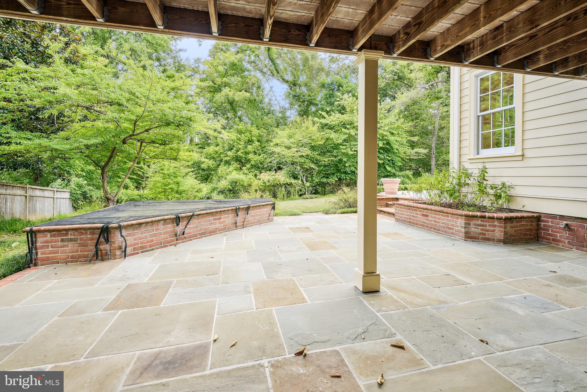 CHARRED OAK ESTATES - Residential