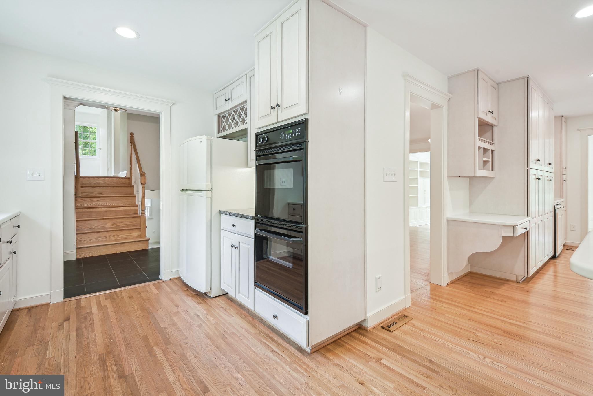 CHARRED OAK ESTATES - Residential