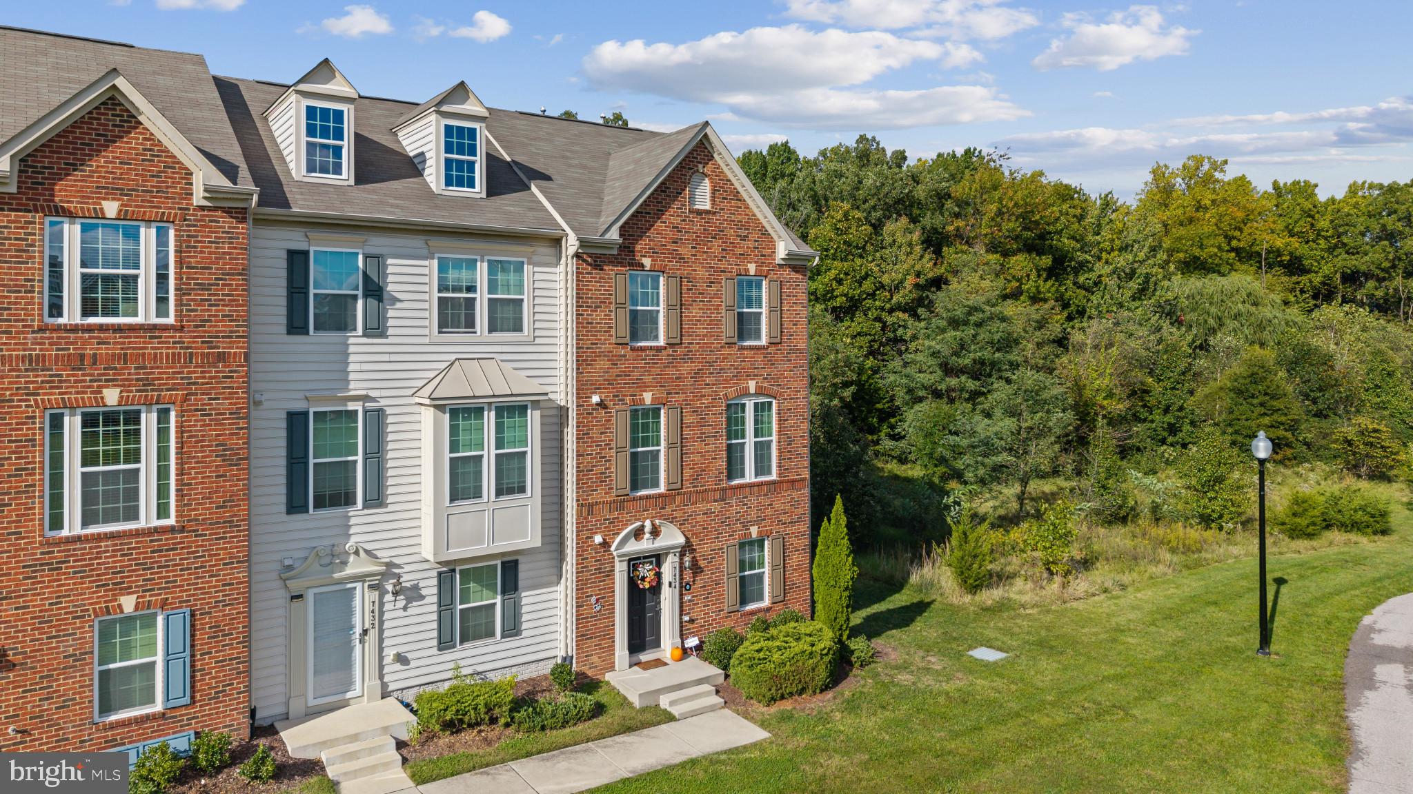 7434 RIGBY PLACE