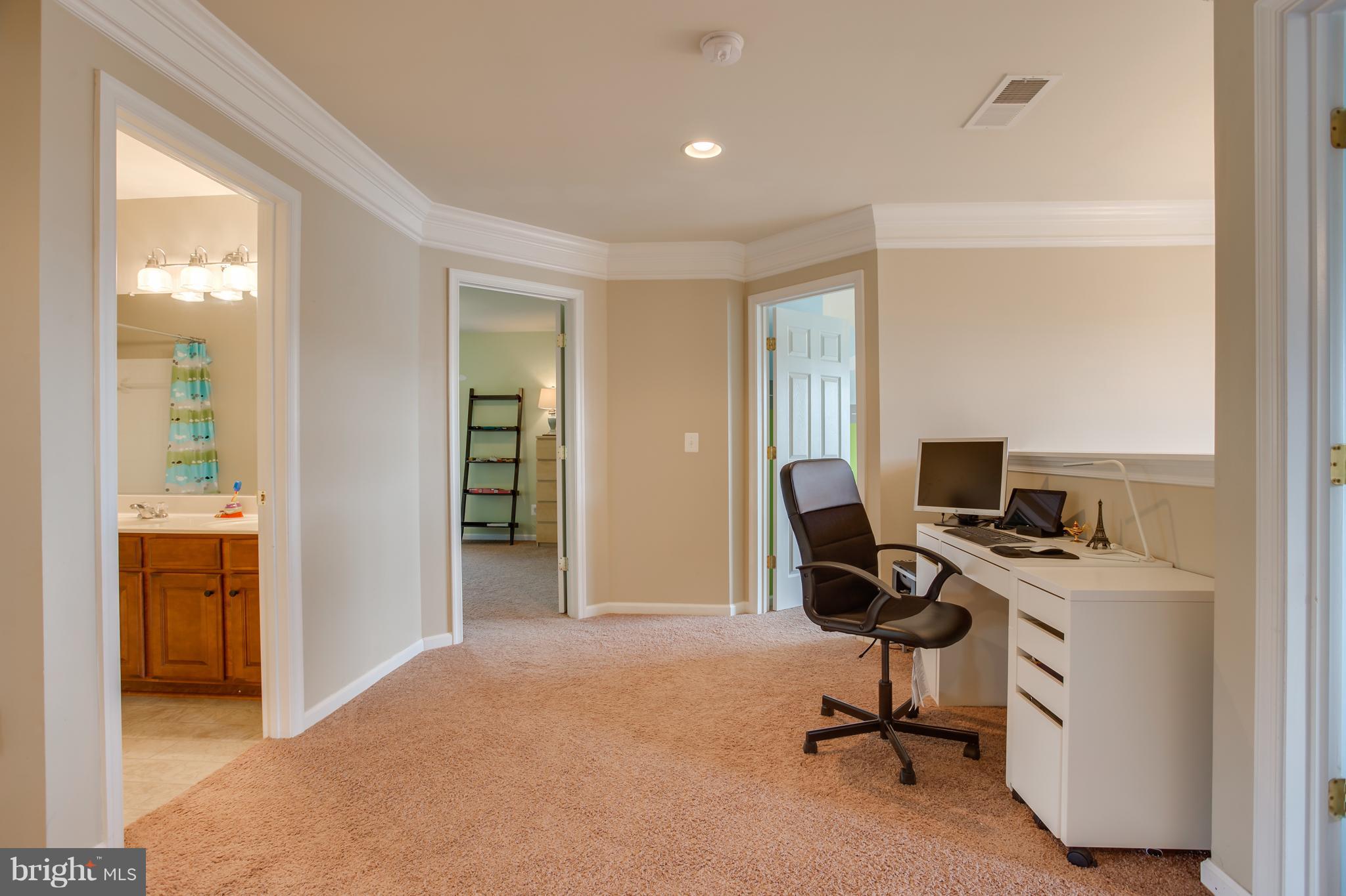 CARRIAGE HILL AT FALLS - Residential