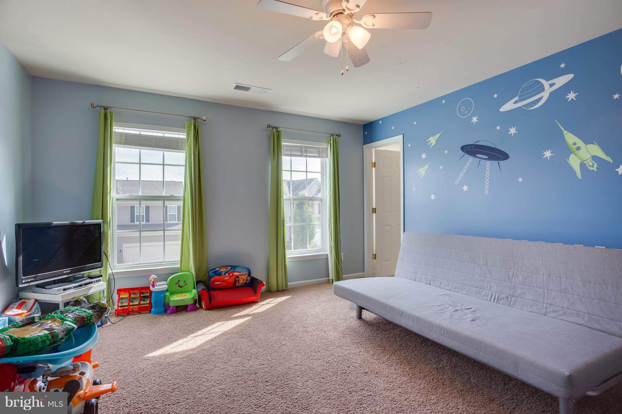 CARRIAGE HILL AT FALLS - Residential