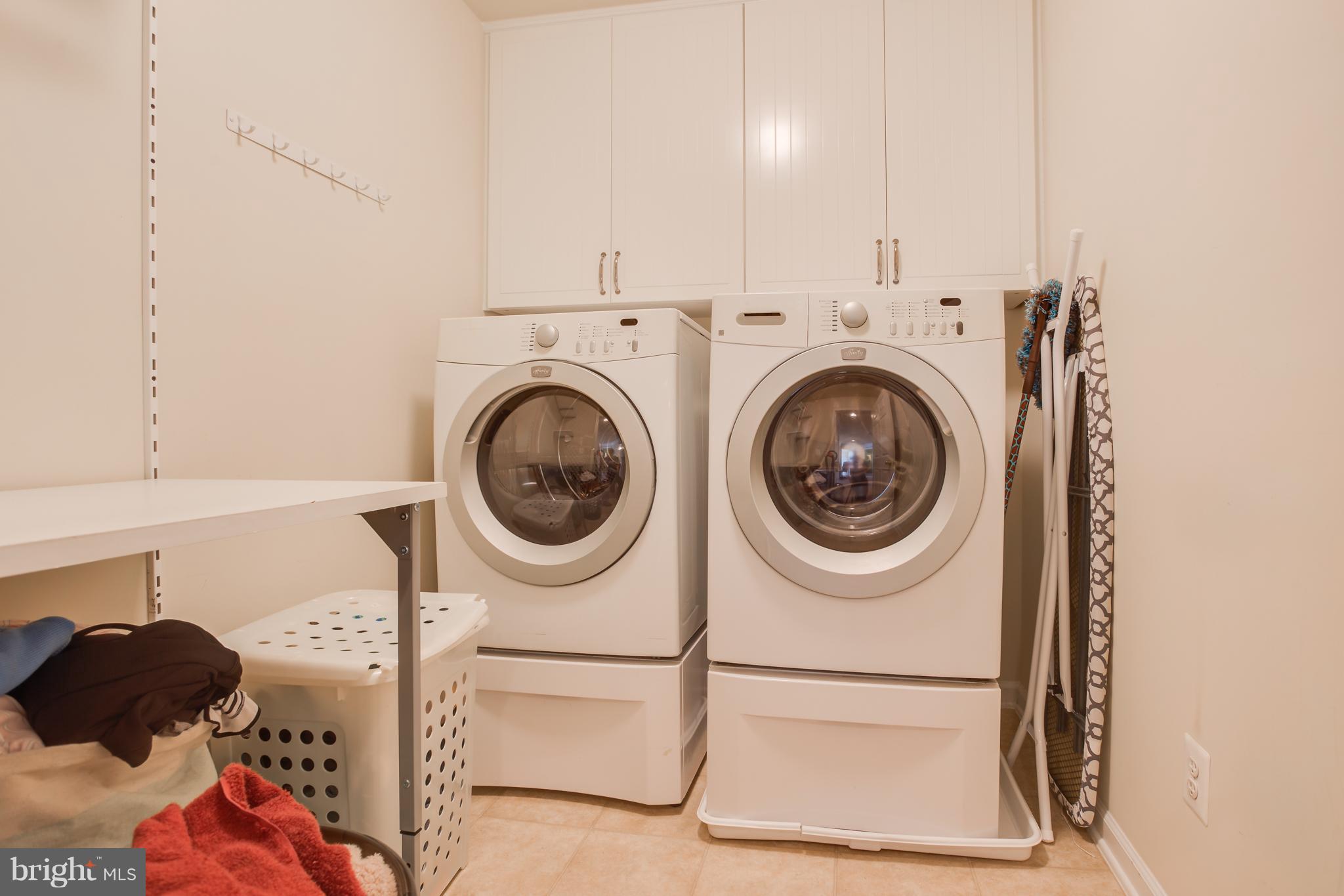 CARRIAGE HILL AT FALLS - Residential