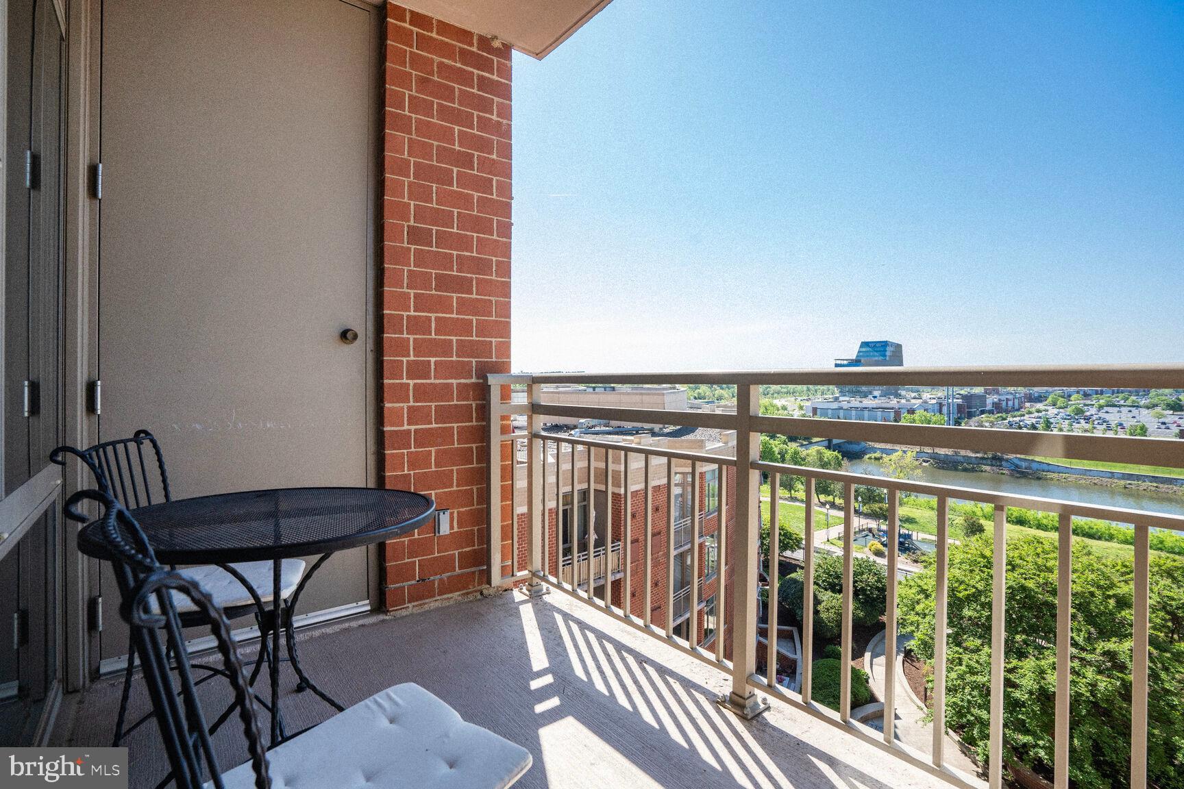 3600 S GLEBE ROAD 822W
