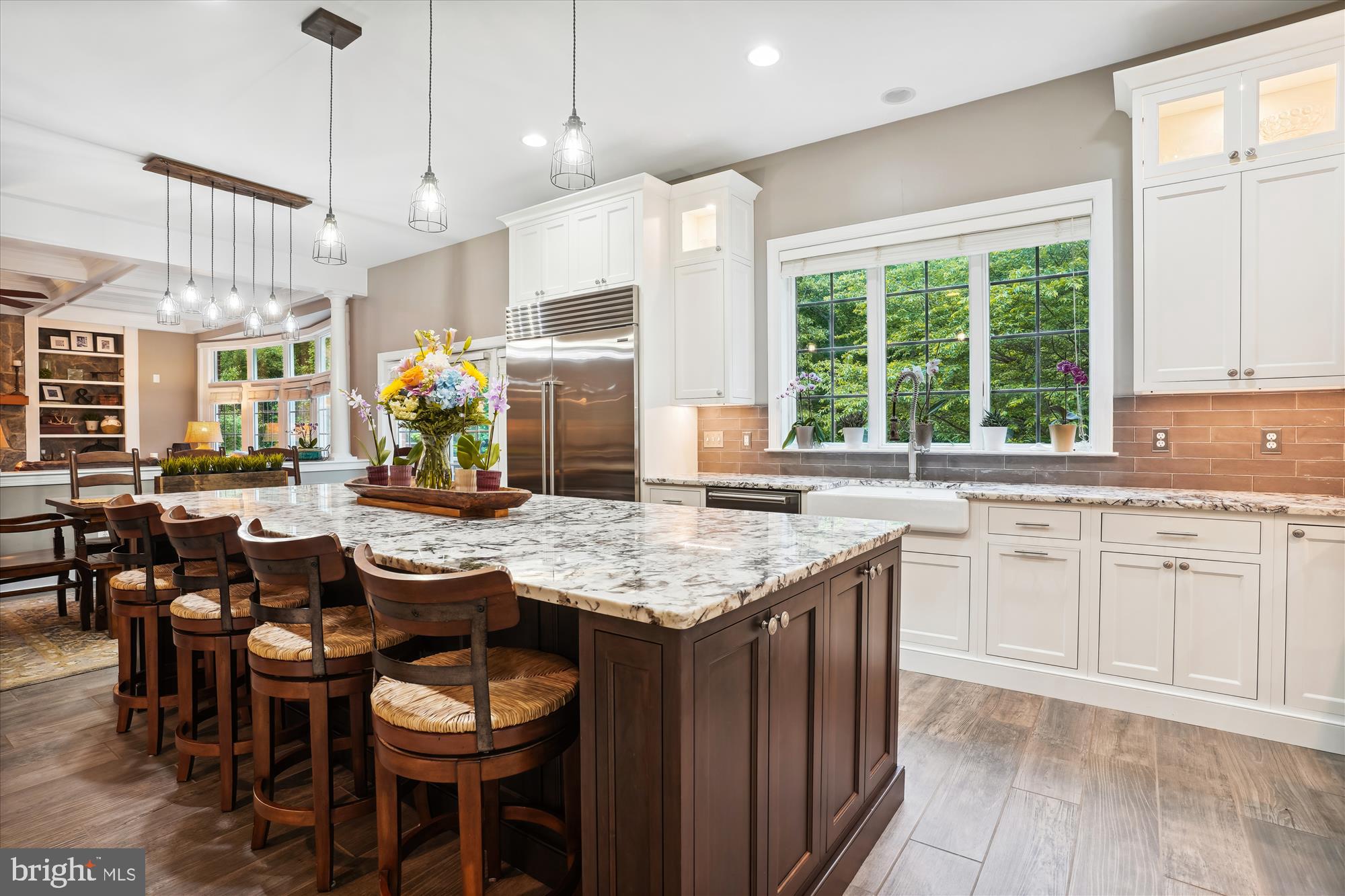 THUNDER OAK - Residential