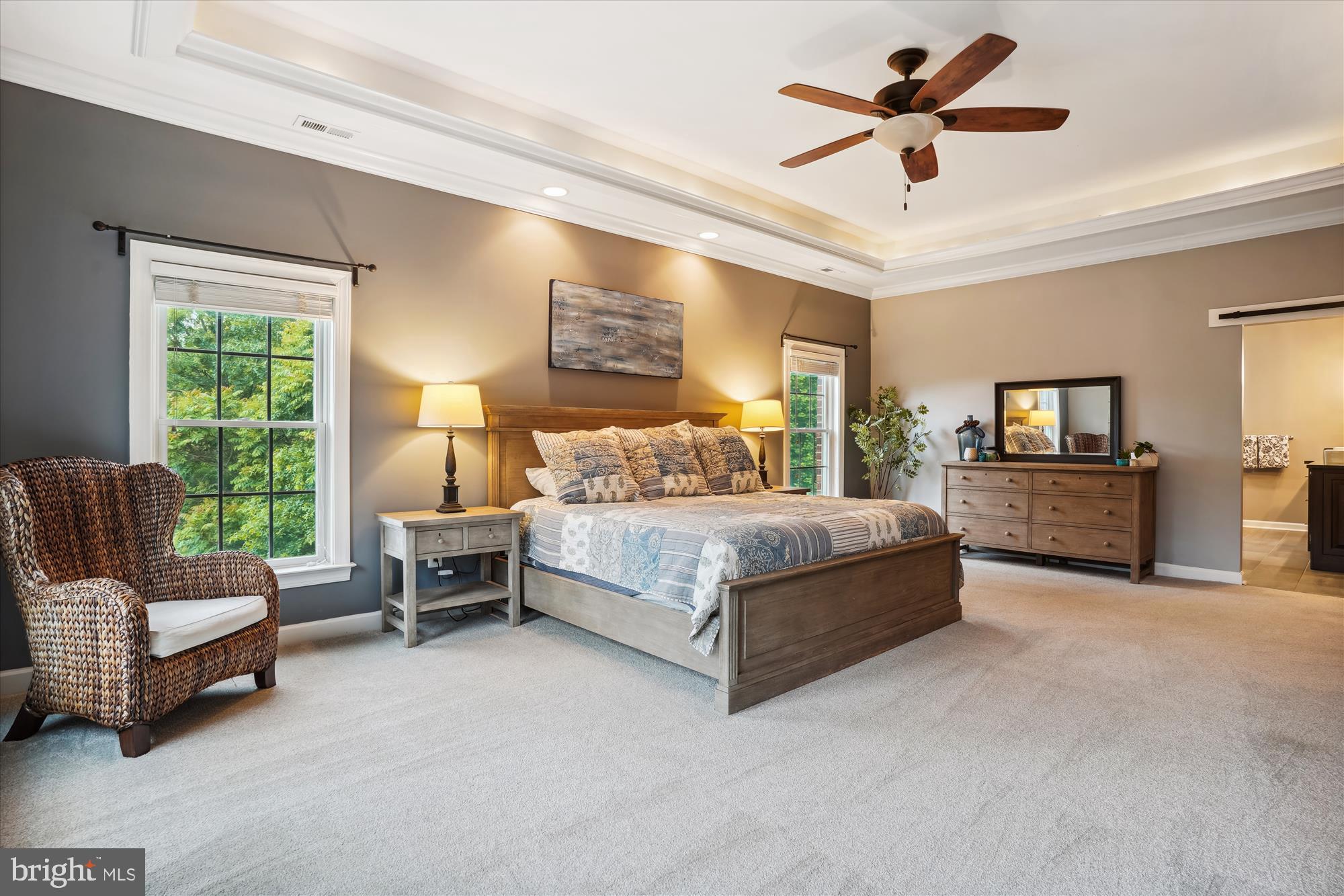 THUNDER OAK - Residential