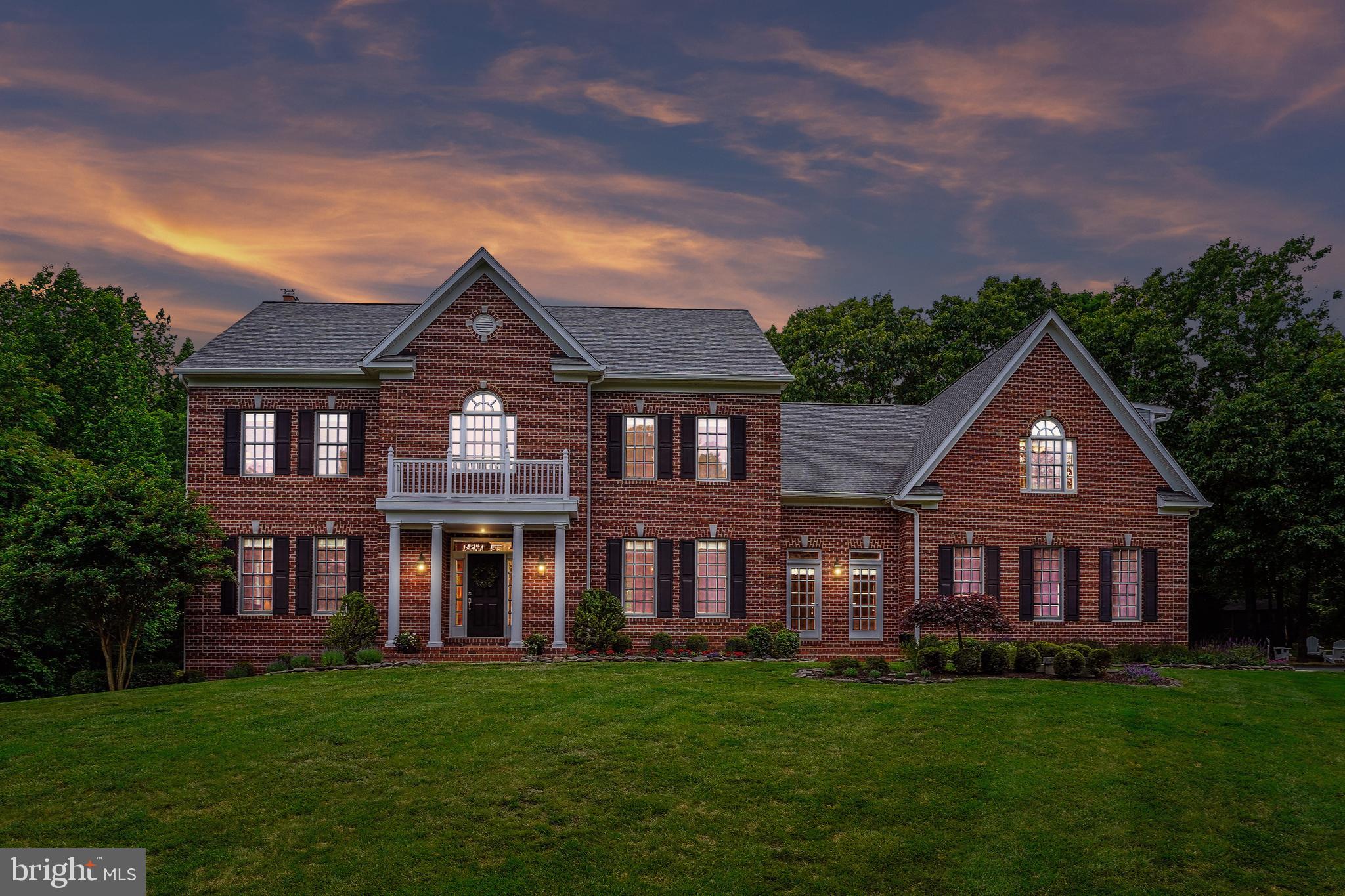 THUNDER OAK - Residential