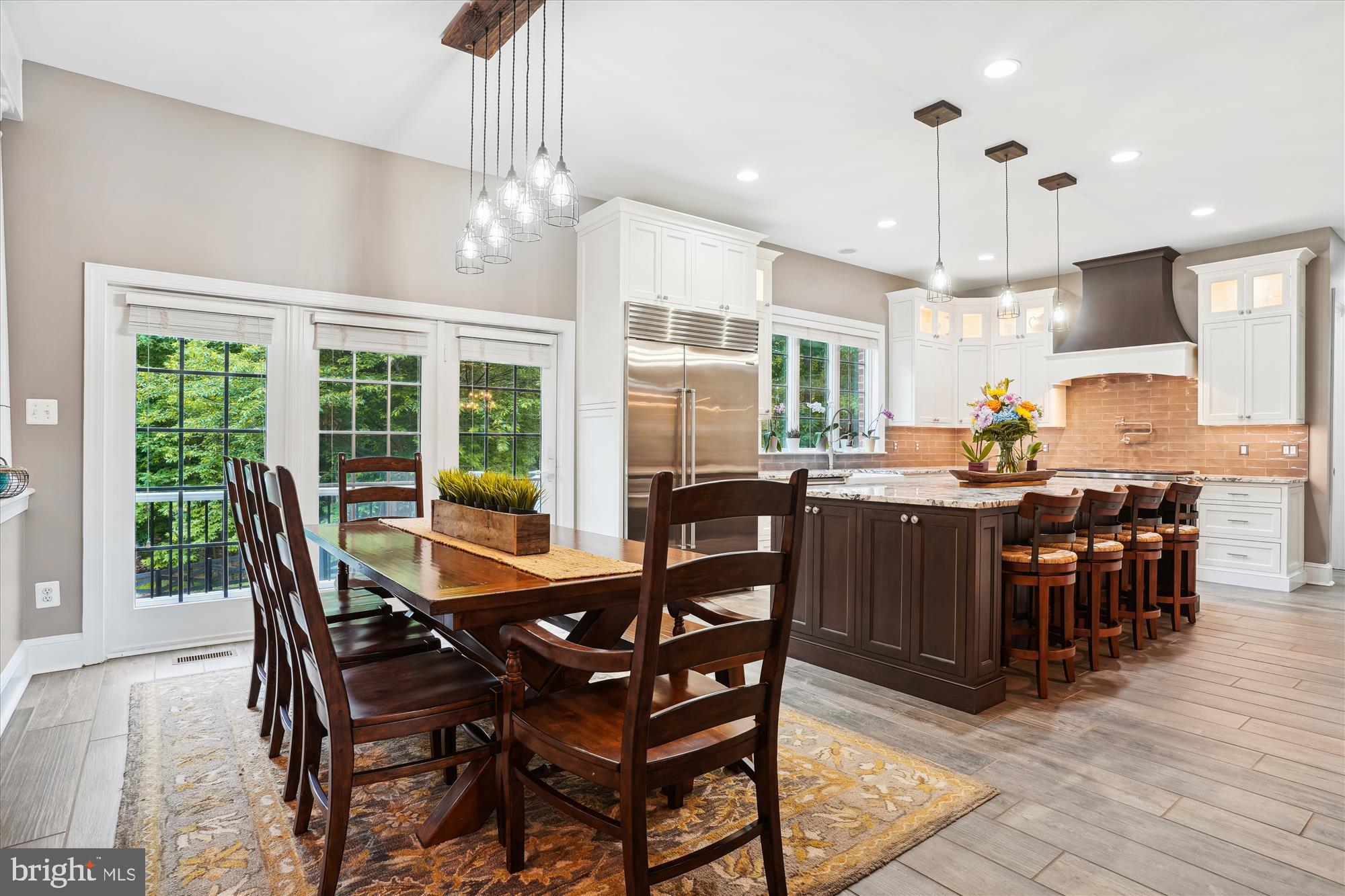 THUNDER OAK - Residential