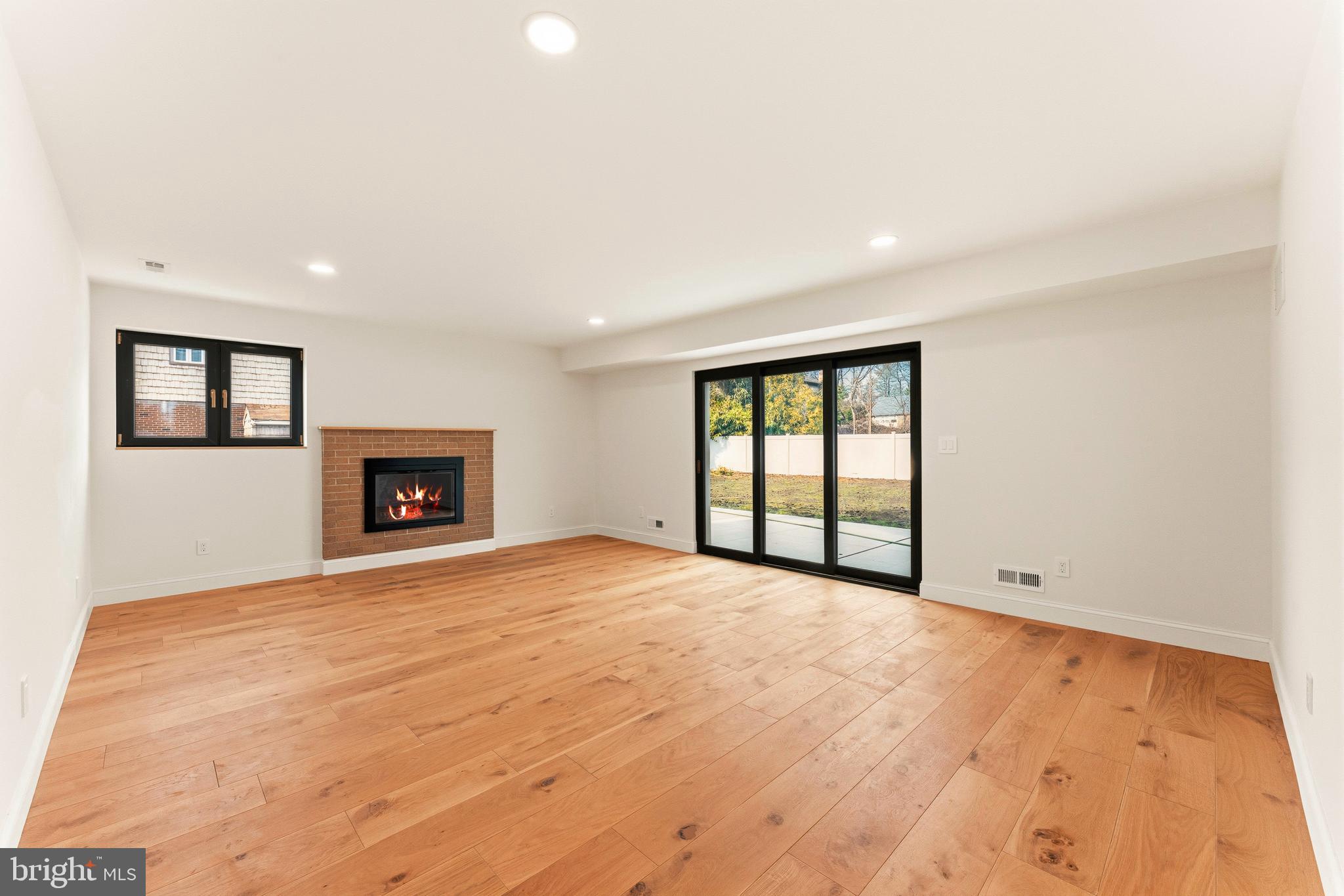 JUSTA FARMS - Residential