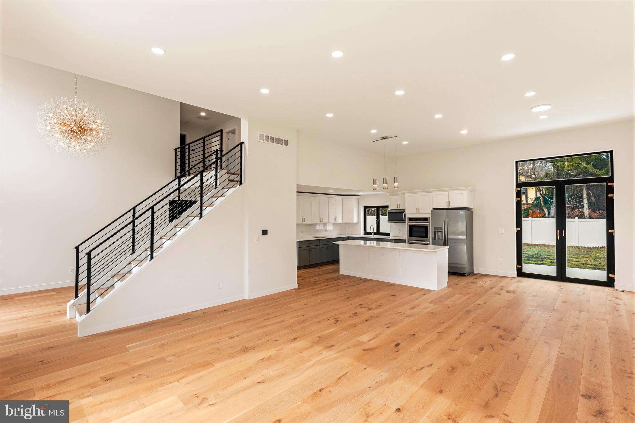 JUSTA FARMS - Residential