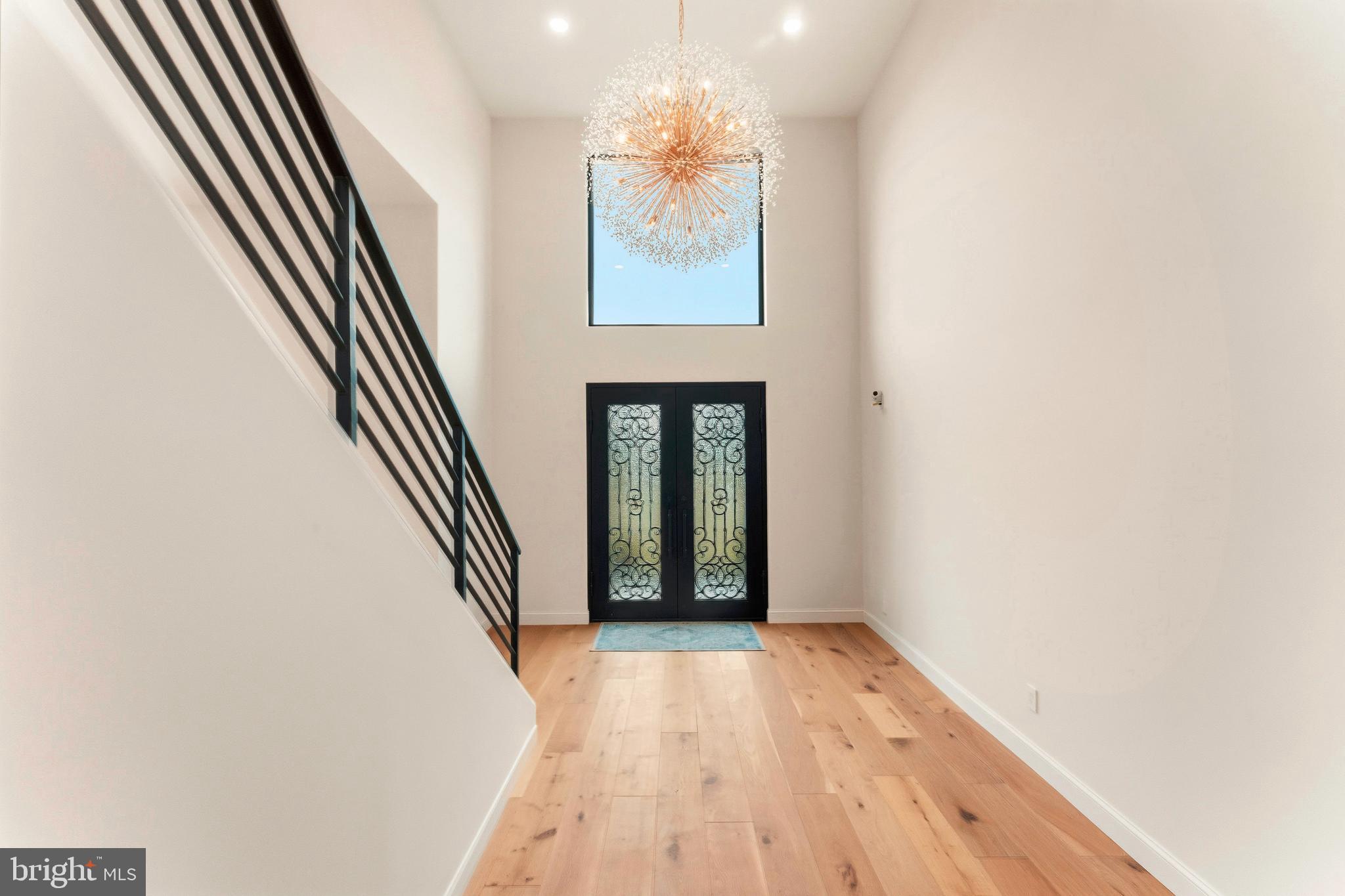 JUSTA FARMS - Residential