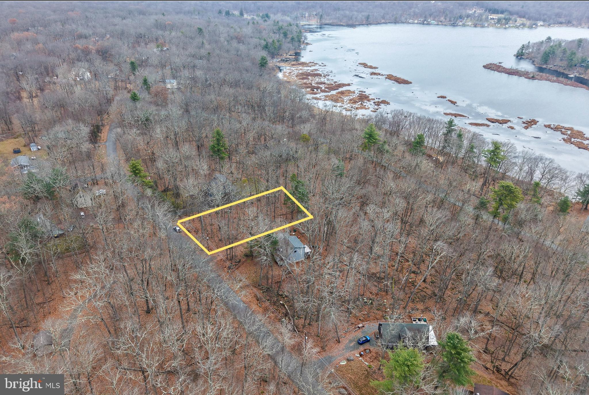 00 UPPER LAKEVIEW DRIVE