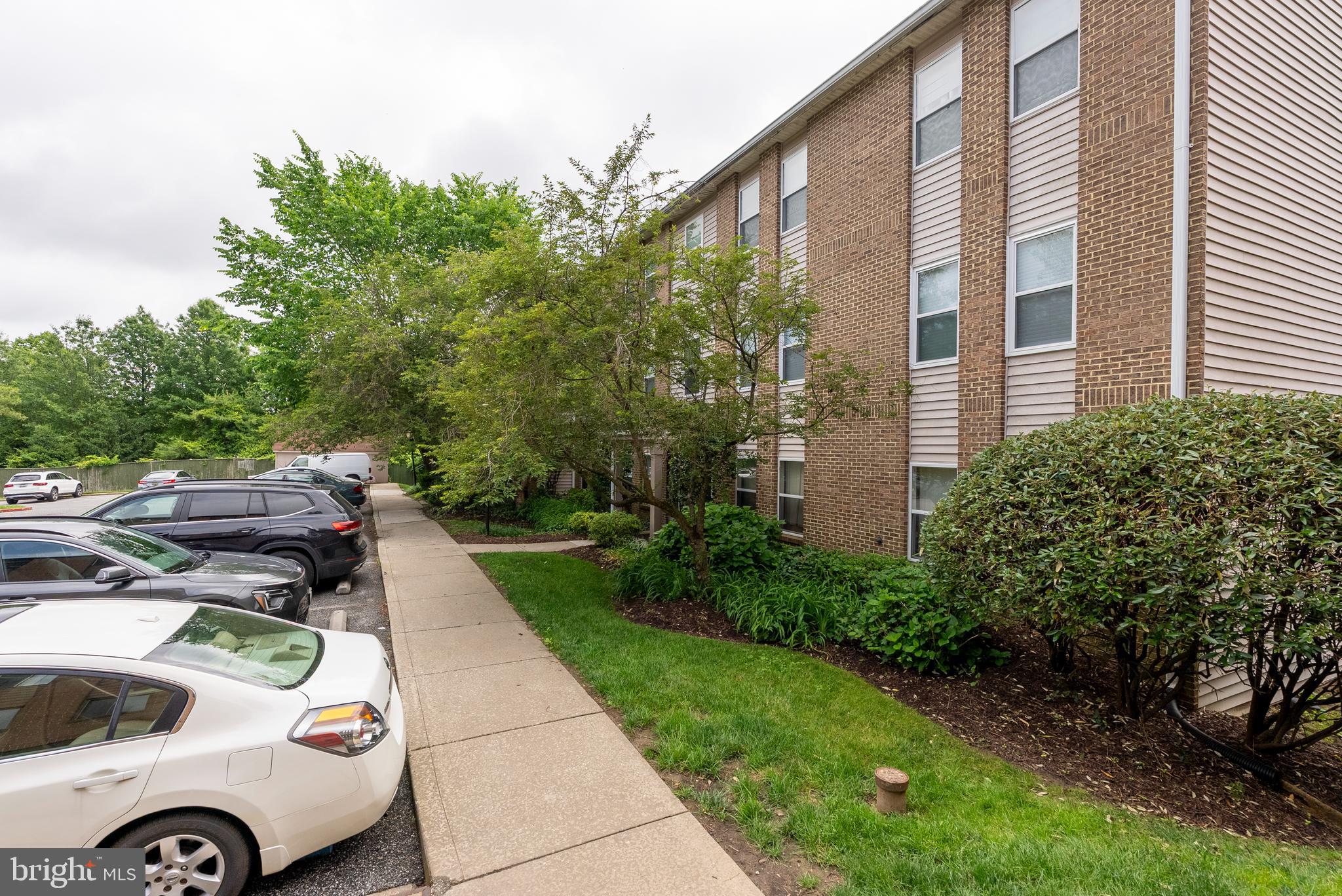 1803 SNOW MEADOW LANE 301