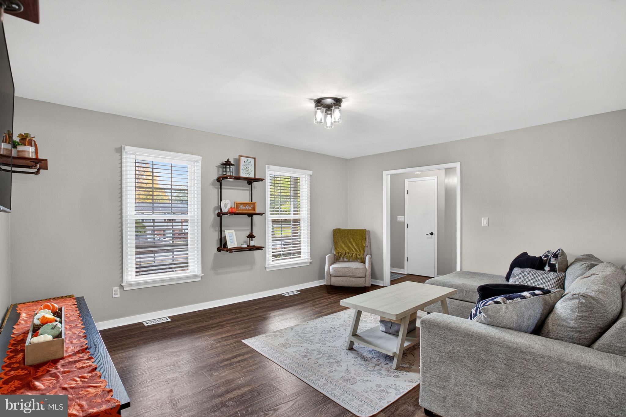 SUMMERSET - Residential