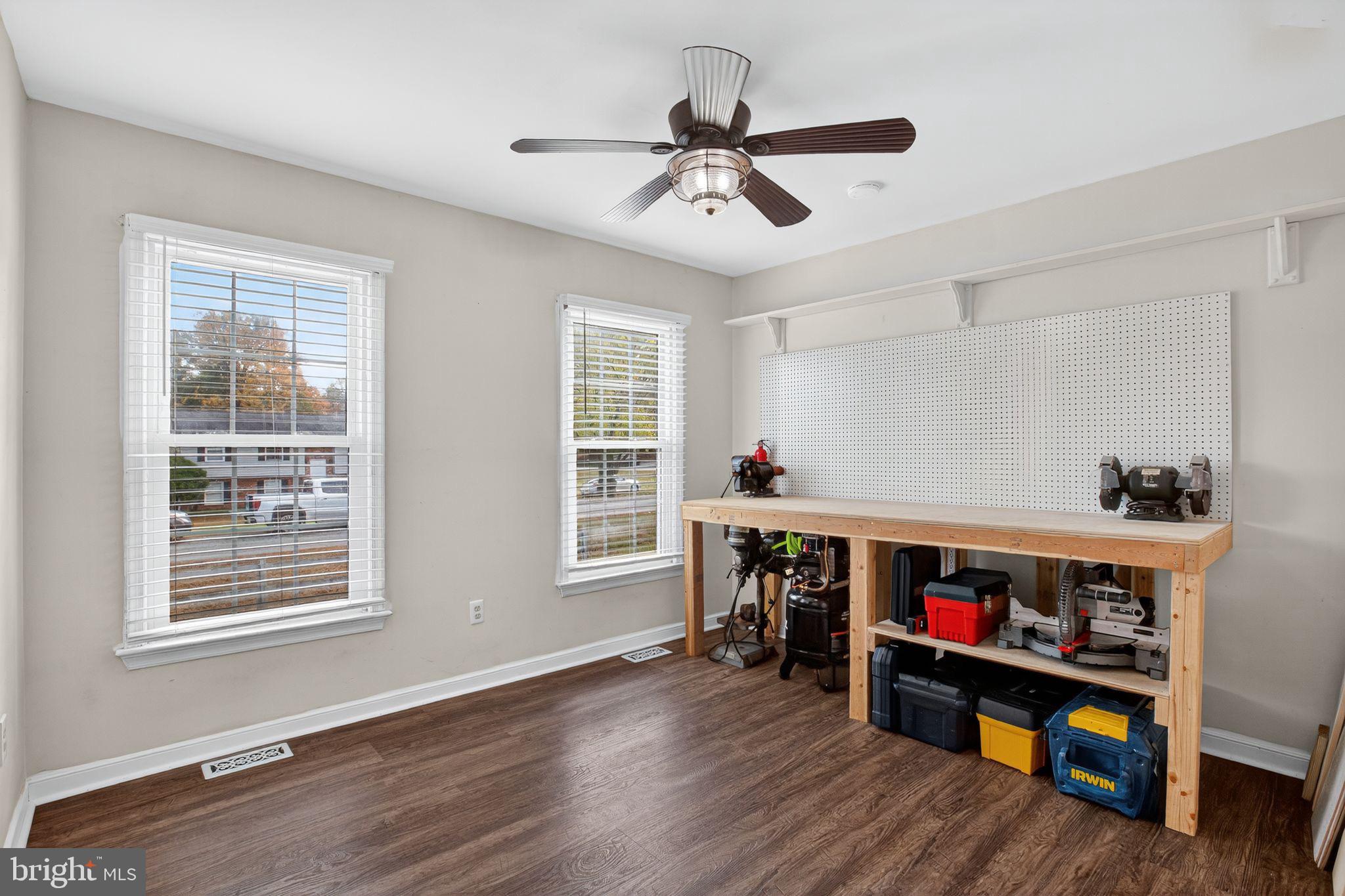 SUMMERSET - Residential