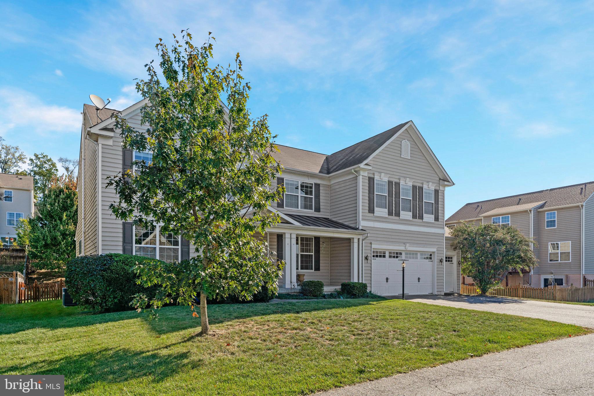 EAGLES POINTE - Residential