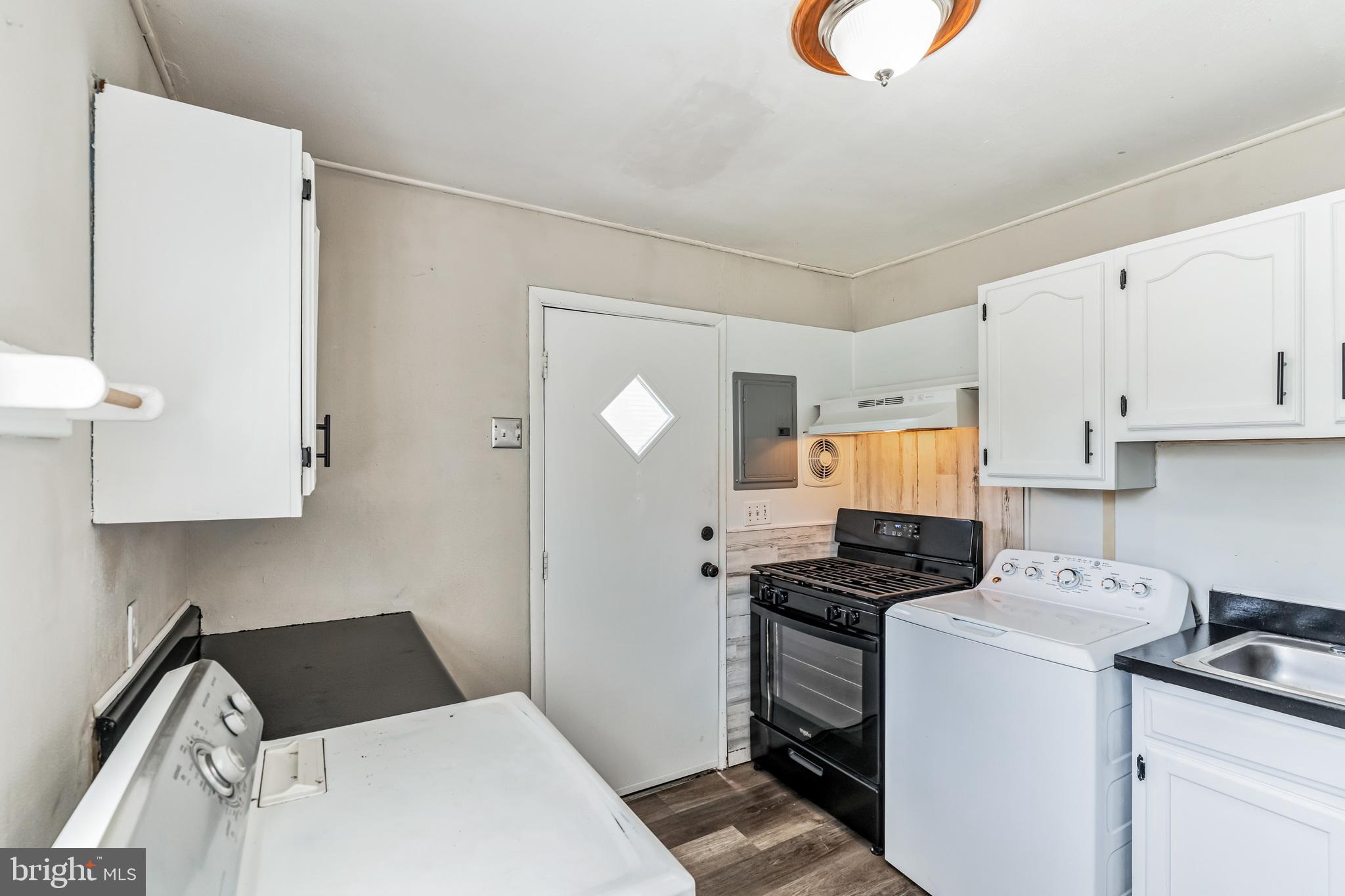 GRANDVIEW ESTS - Residential