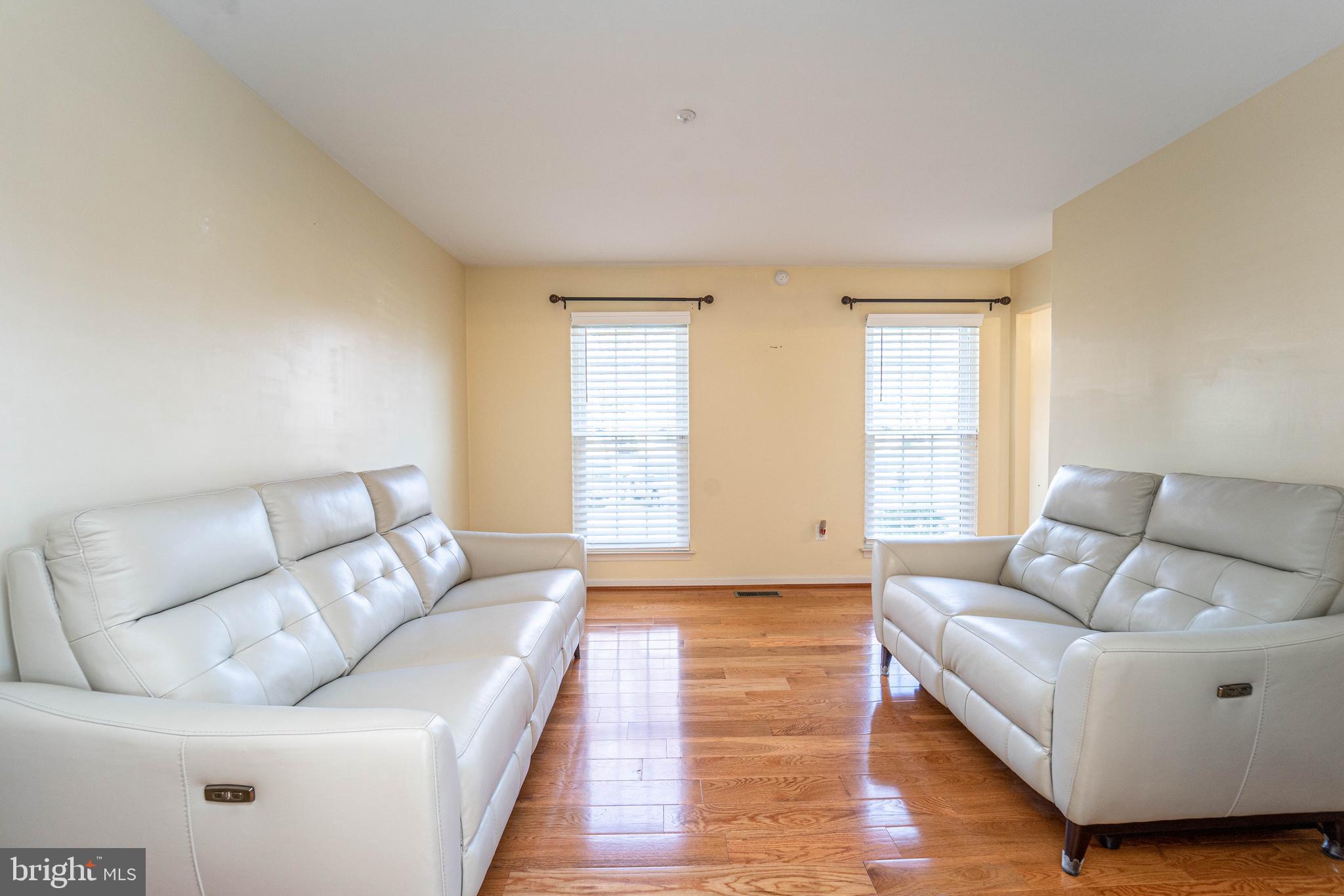 GREENBELT PARK 2 PLAT 1> - Residential