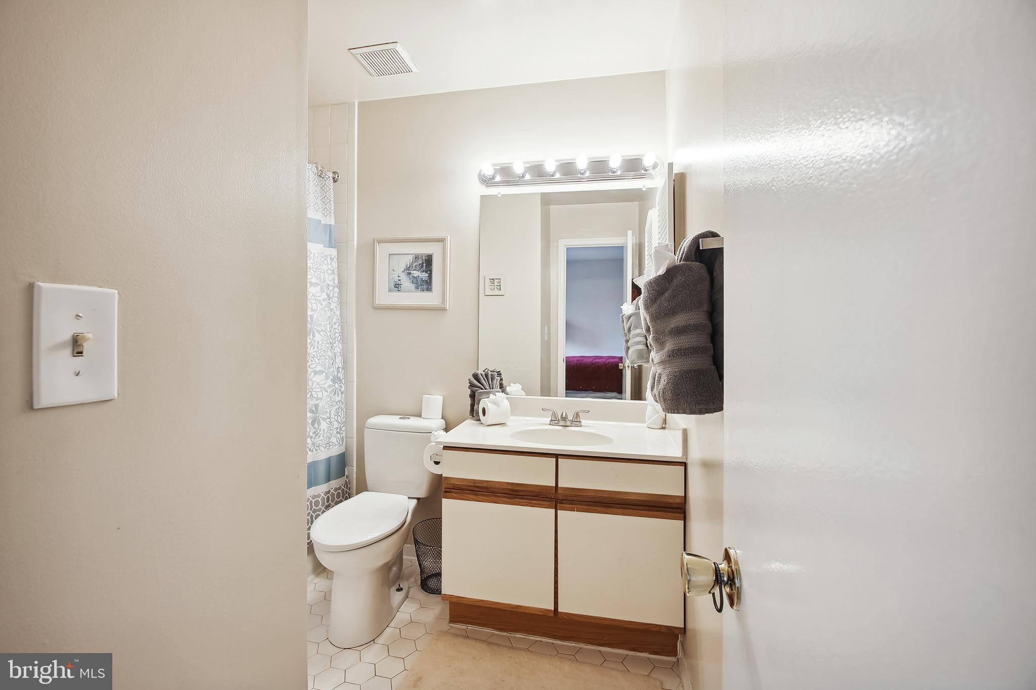 MARINERS LANDING - Residential