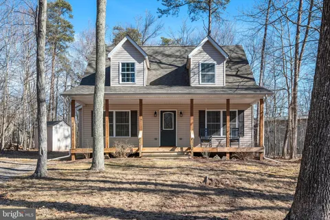 107 Green Leaf Dr, Cross Junction, VA MLS: VAFV2024602