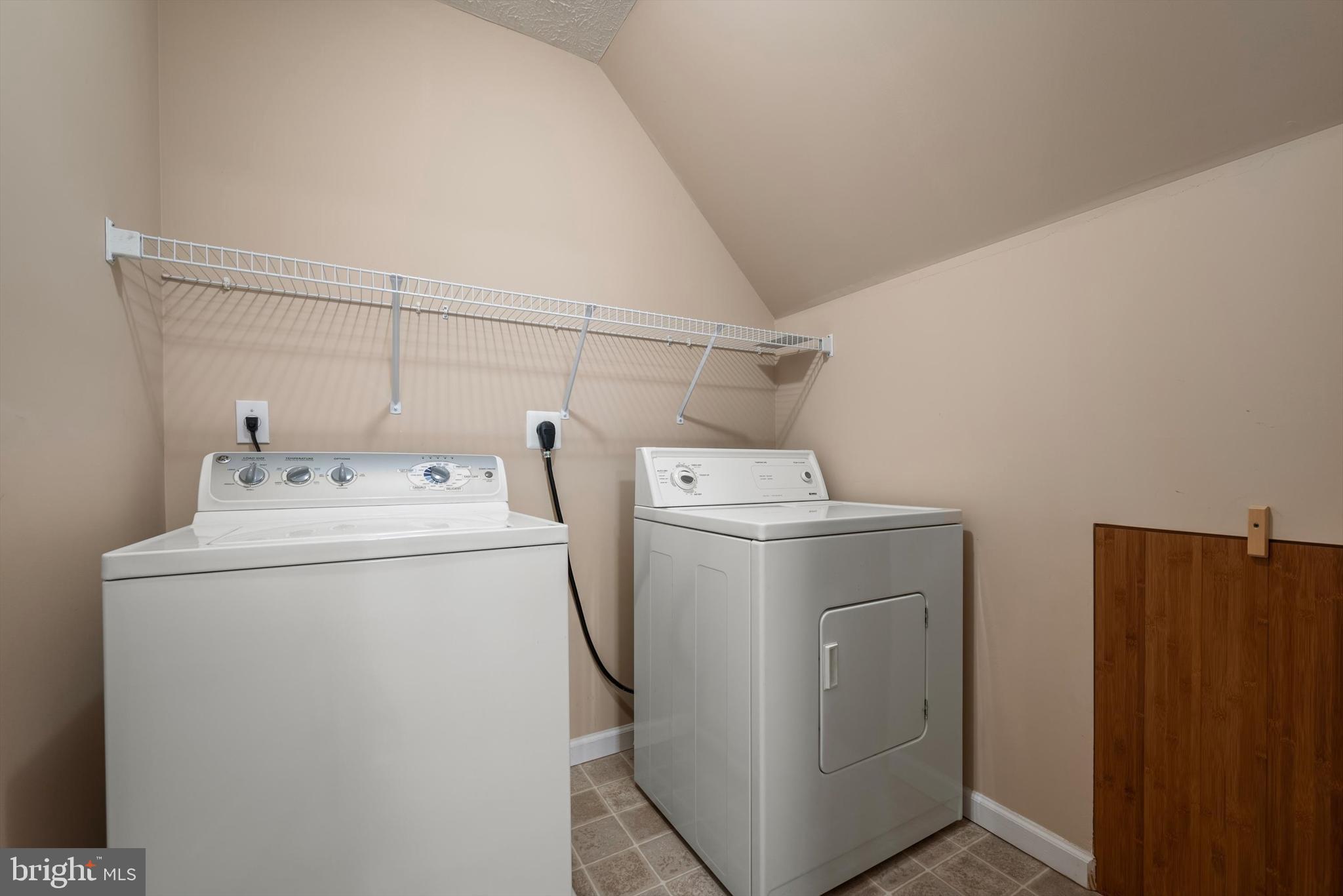 LAKE HOLIDAY ESTATES - Residential