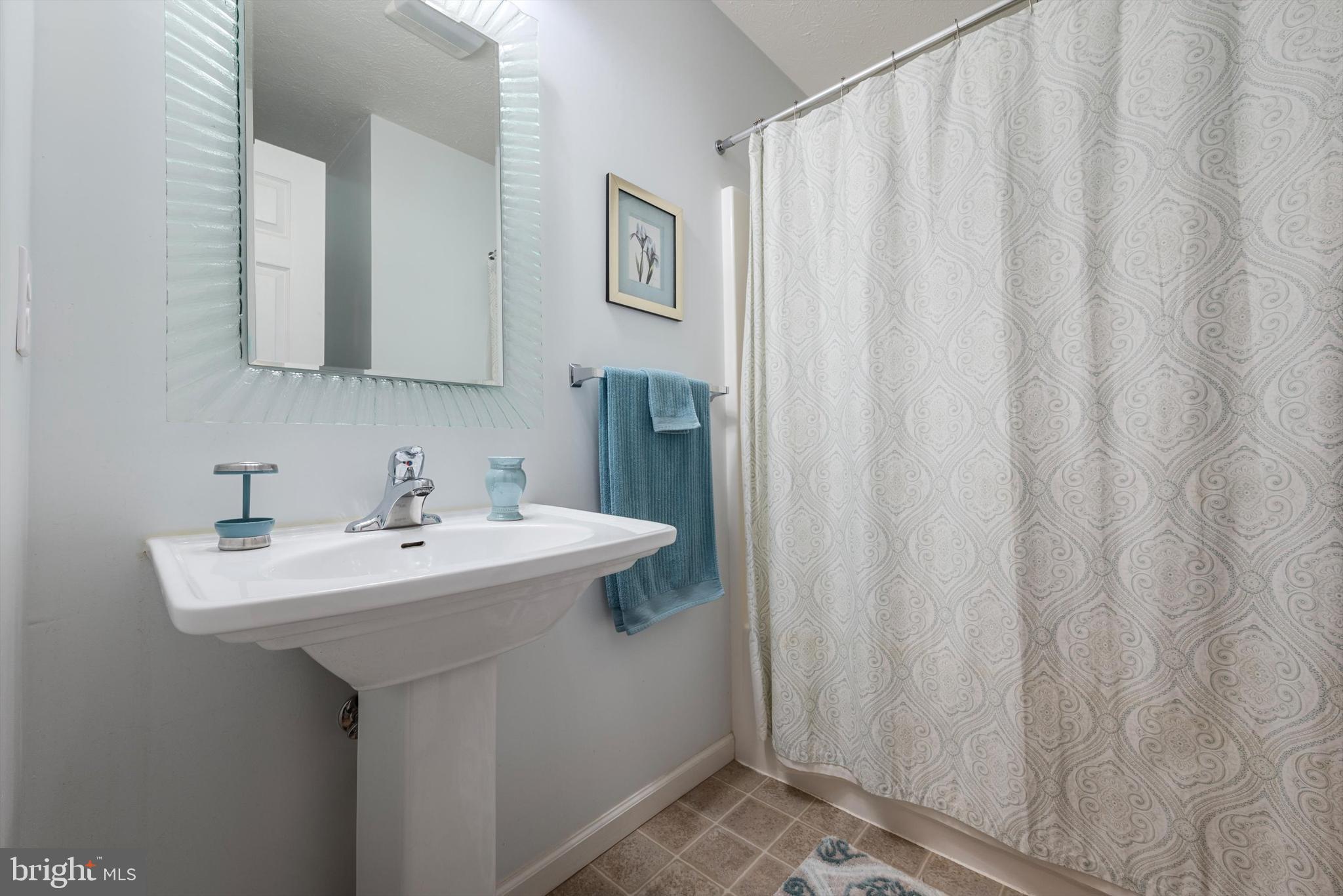 LAKE HOLIDAY ESTATES - Residential