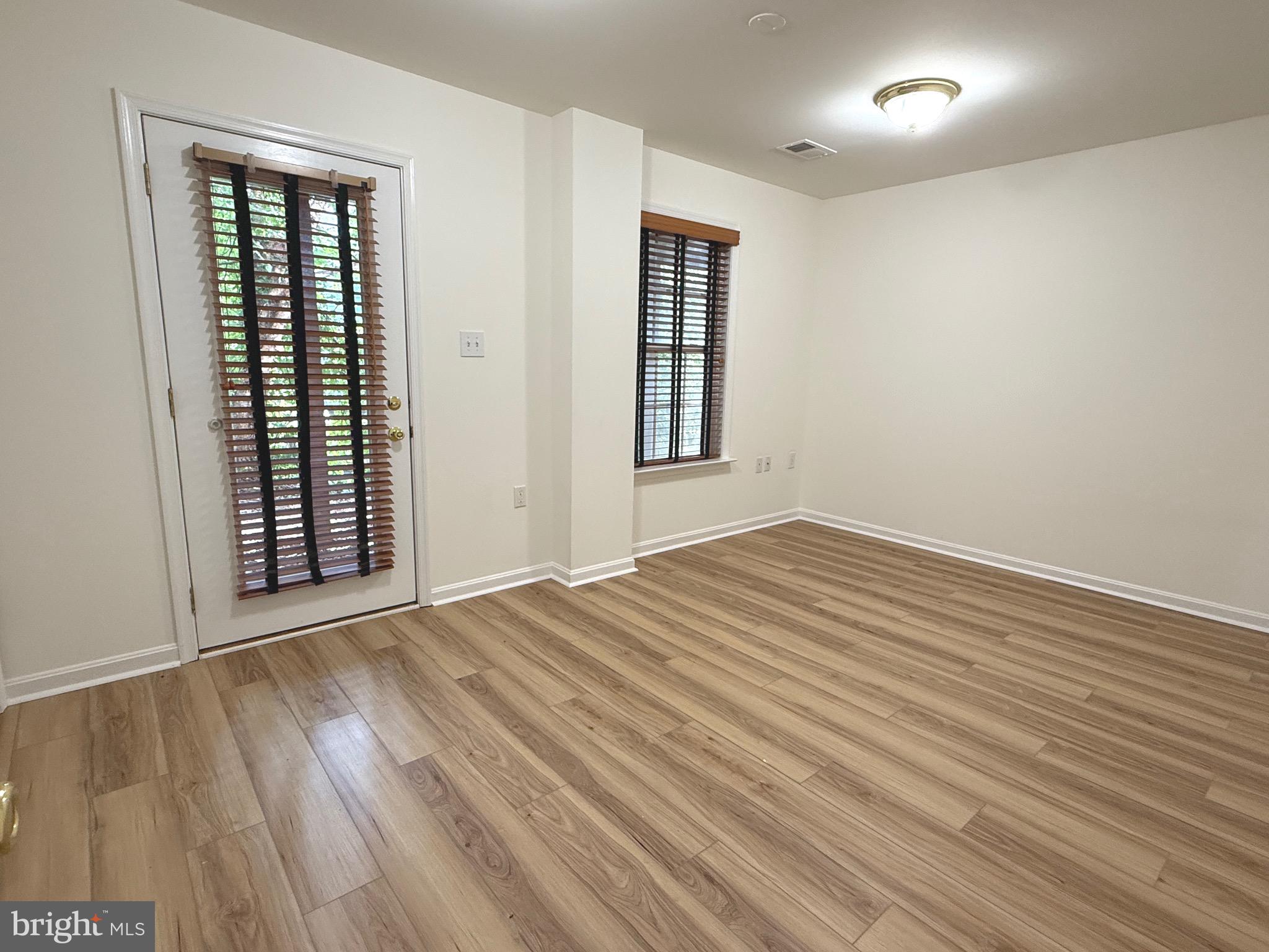 HAMMONDS MILL - Residential