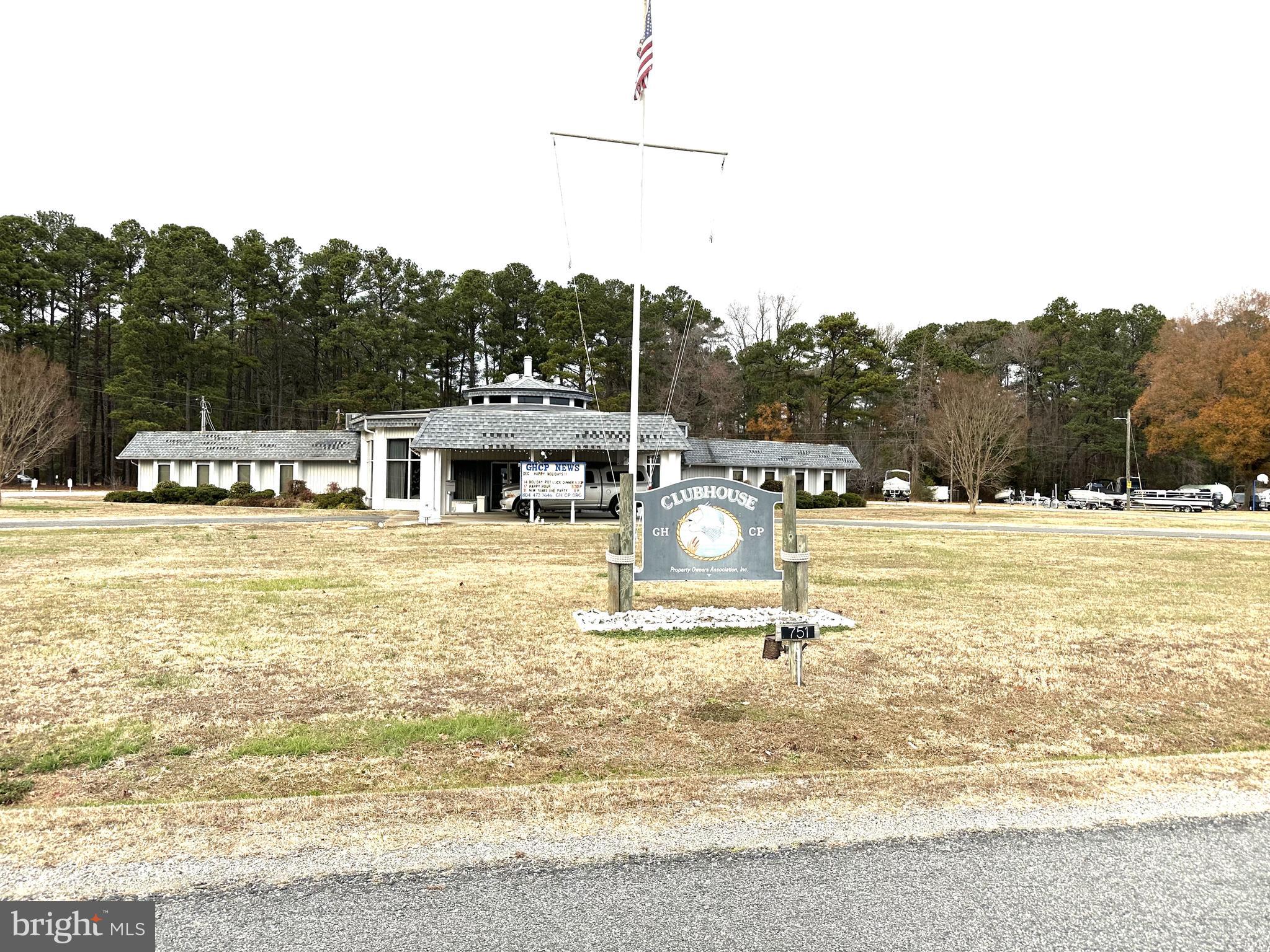 CABIN POINT / GLEBE HARBOR - Land