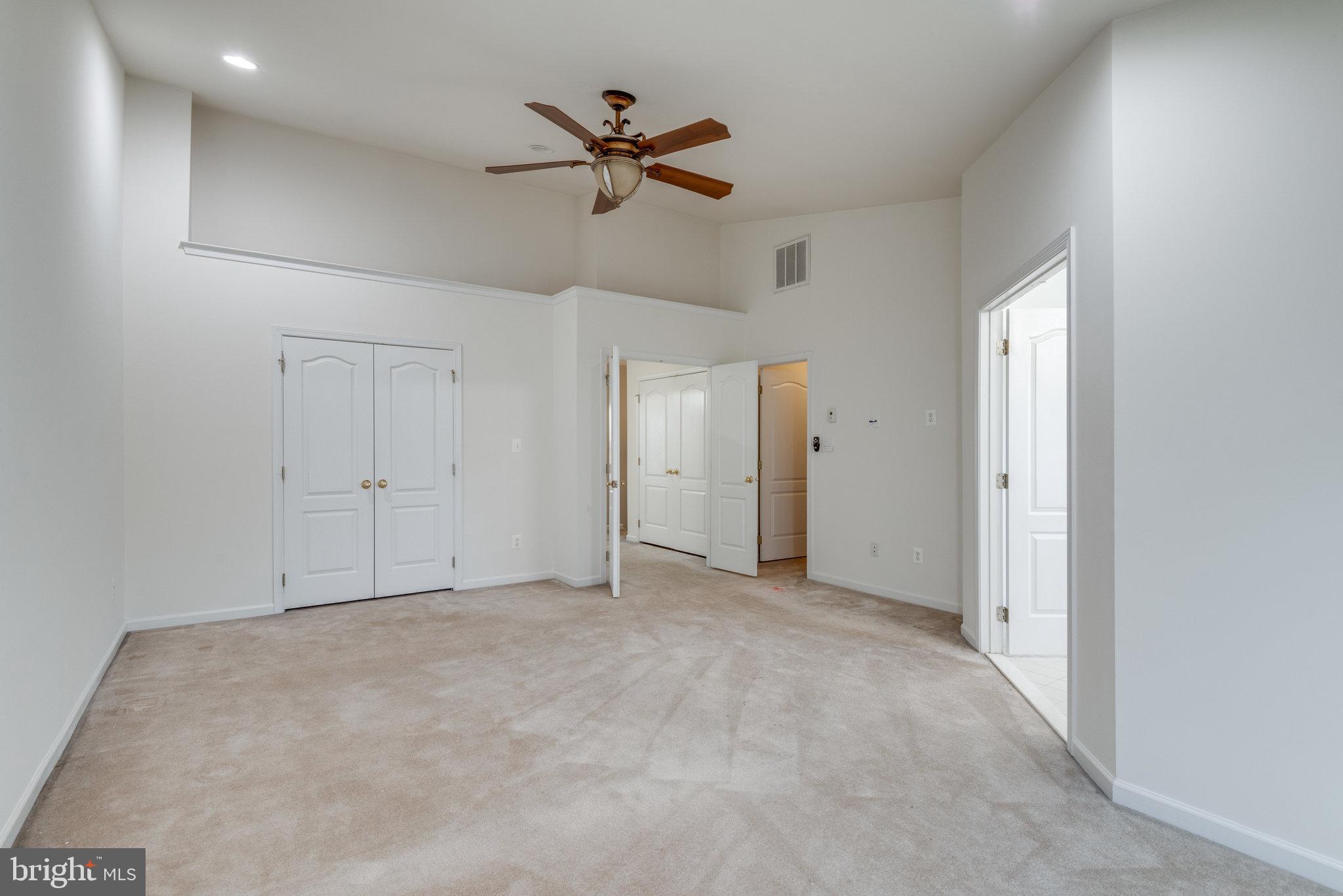 BELMONT LAND BAY - Residential Lease