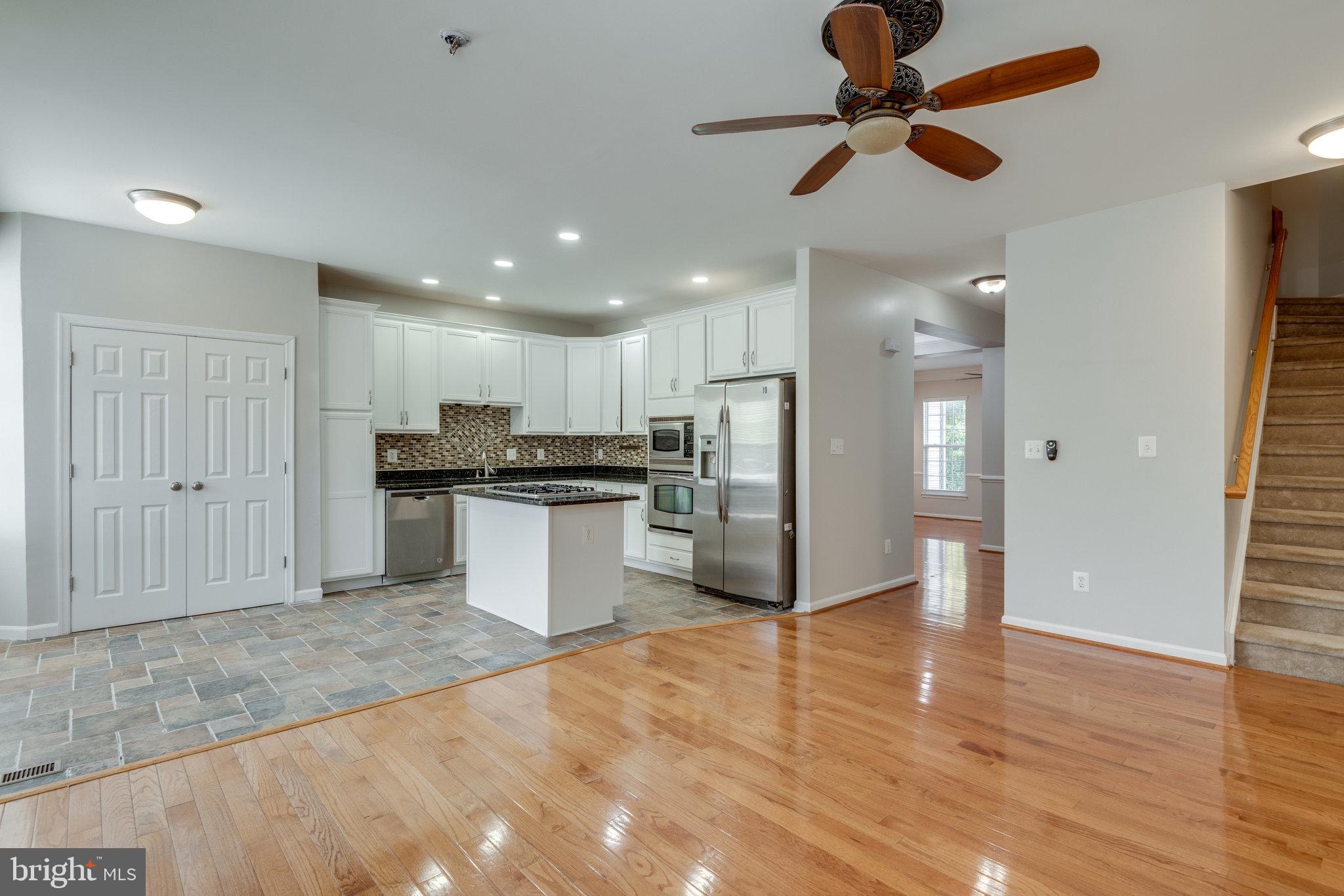 BELMONT LAND BAY - Residential Lease