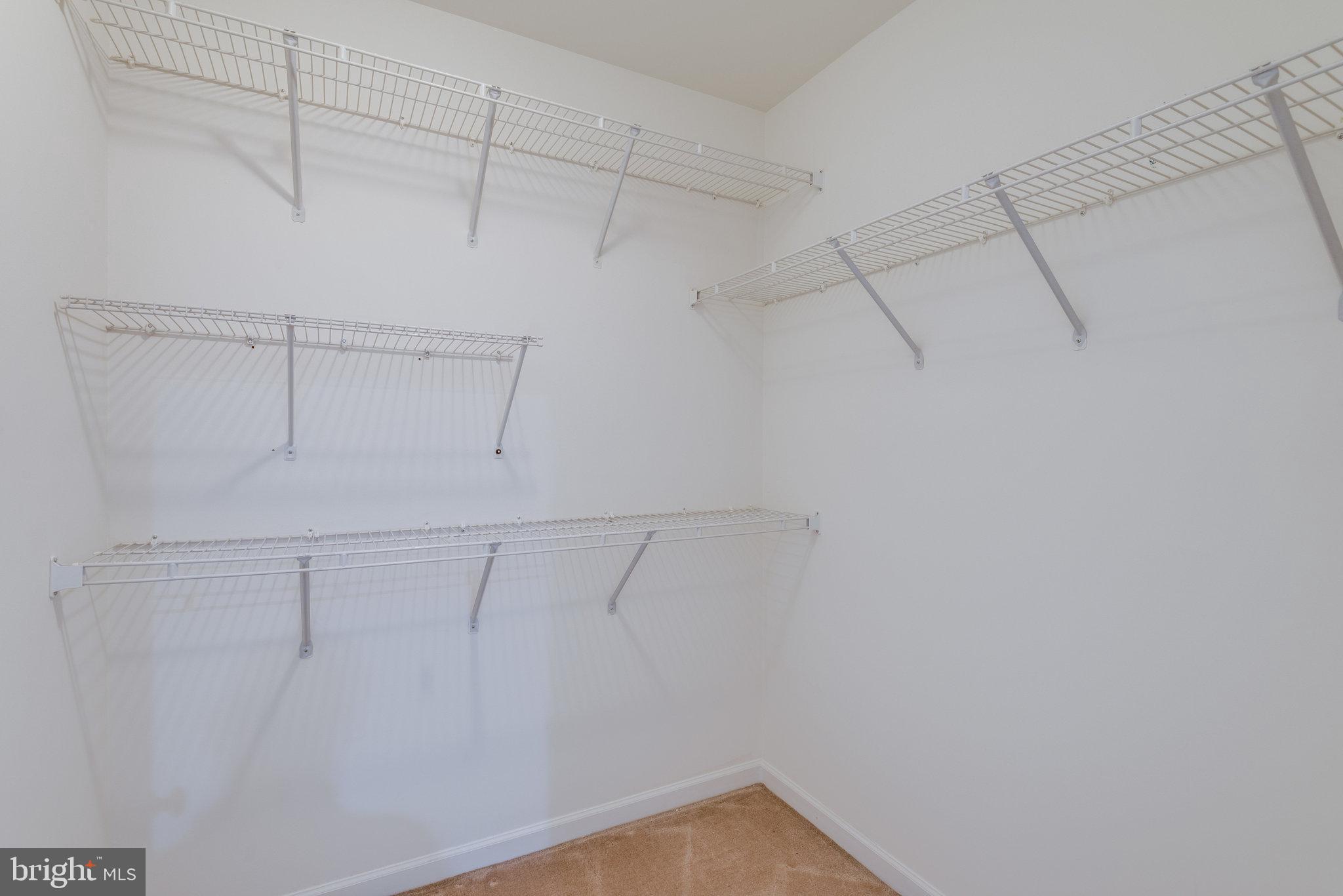 BELMONT LAND BAY - Residential Lease