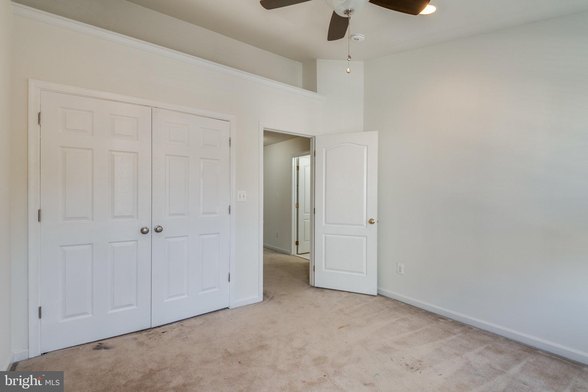 BELMONT LAND BAY - Residential Lease