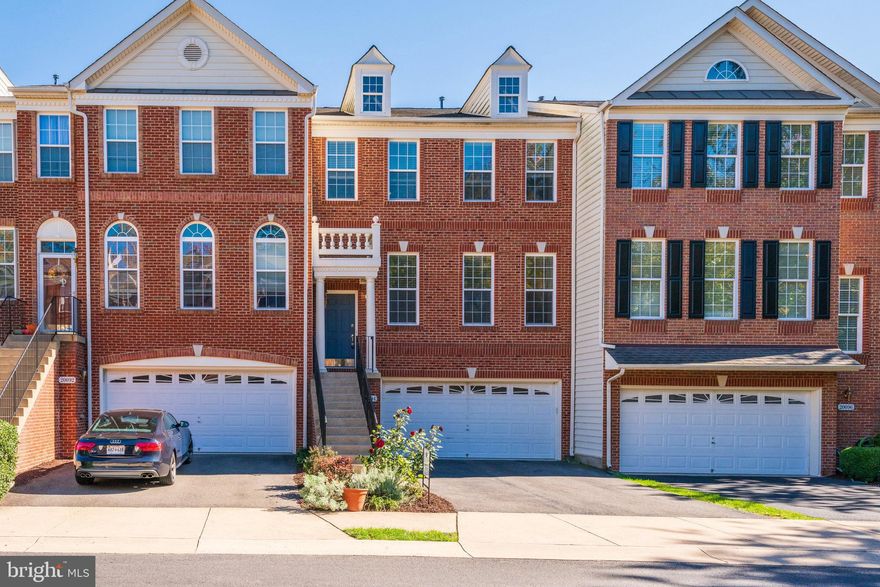 Beautiful 3 BR,3.5 BA 2 Car Garage Townhome in Belmont golf club gated community. Bright and open floor plan. Huge Deck, Hardwood floors, granite counters, walk-in closets, Painted Recently. Rec room with walkout, built-in speaker wiring, and recessed lighting. Tenant Enjoys FREE use of Pool, Tennis, Clubhouse, Dining & pub access, social activities, Lawn care, cable TV, and the Internet. Move-In Ready.