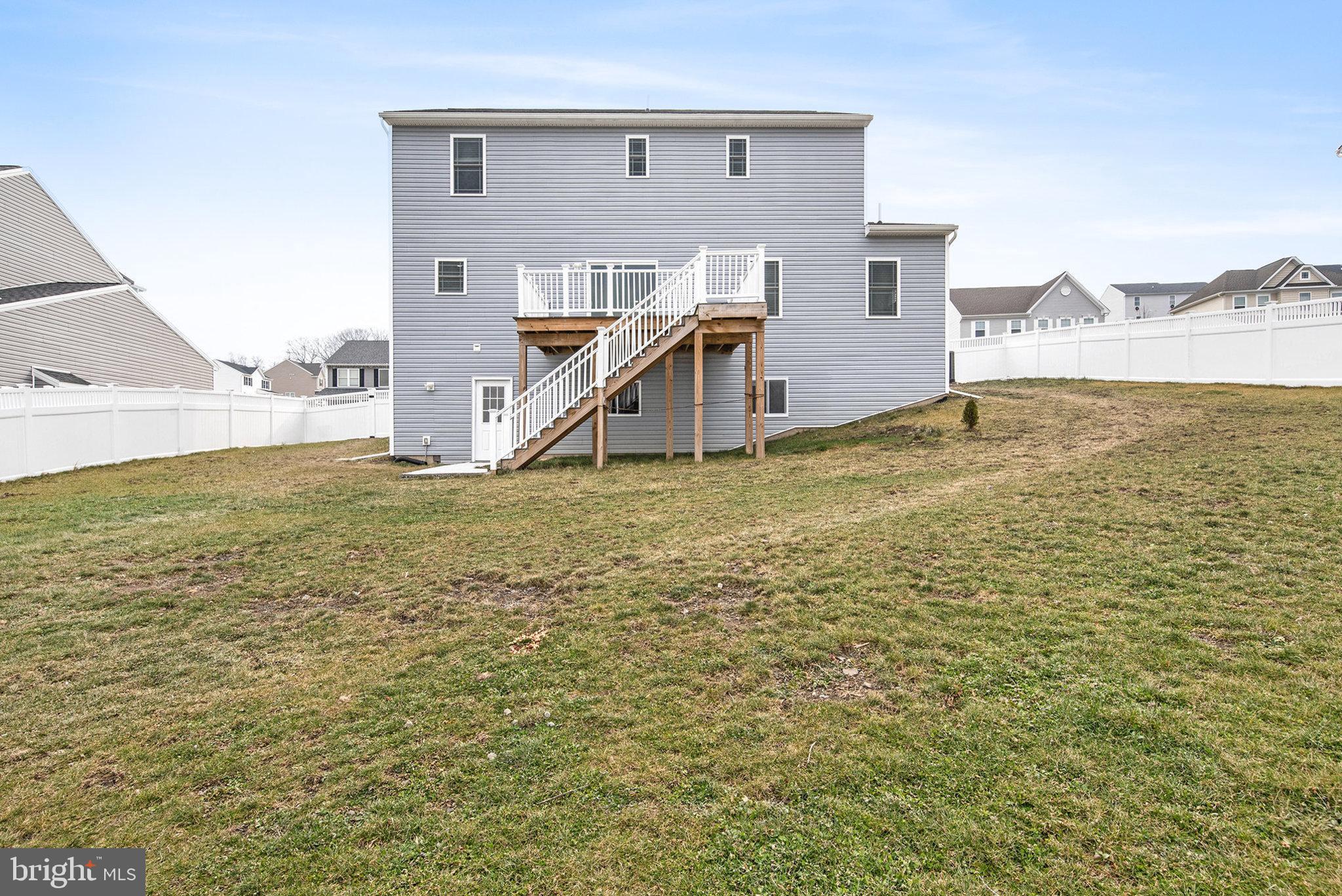 LEXINGTON ESTATES - Residential