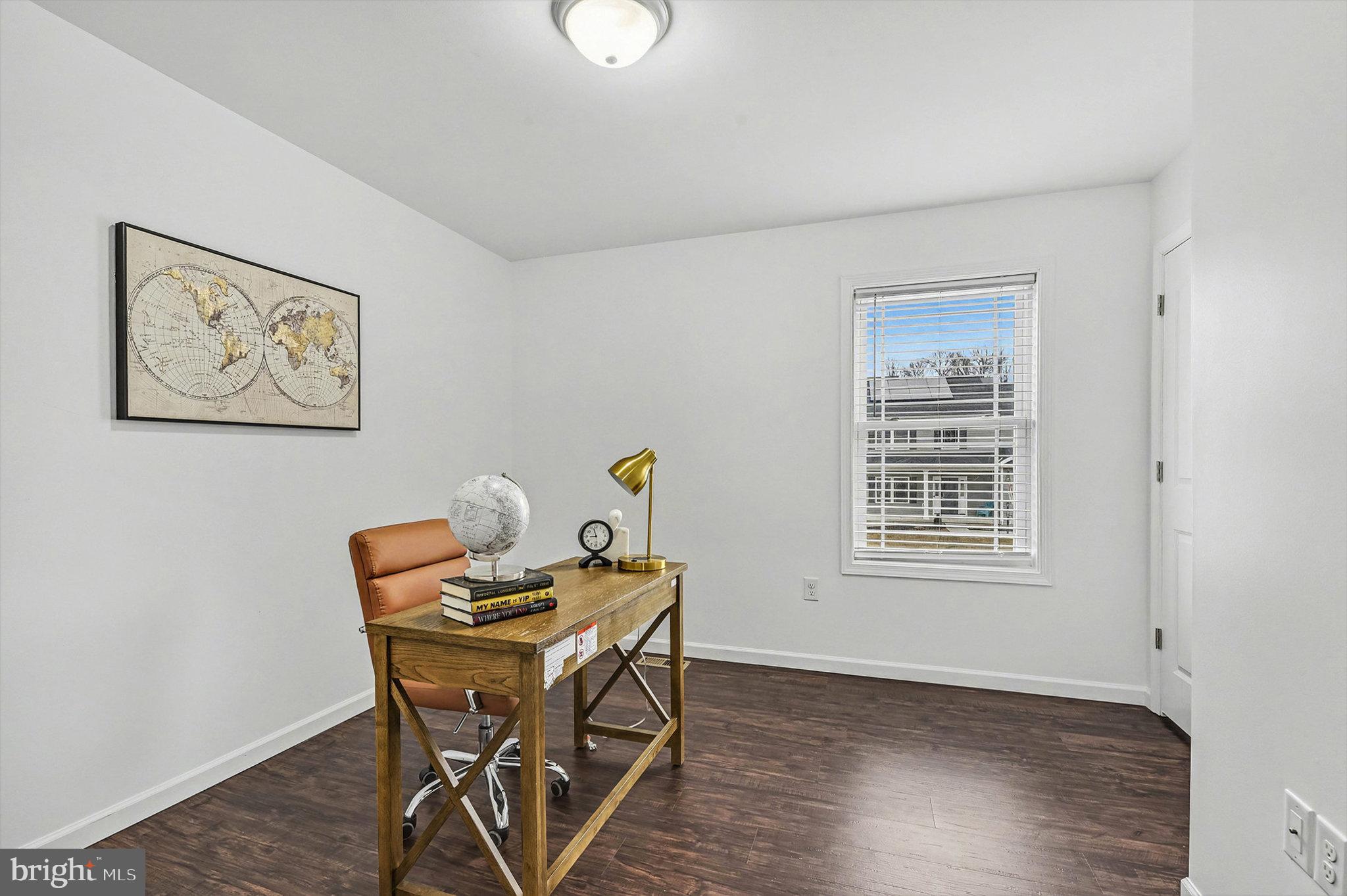 LEXINGTON ESTATES - Residential