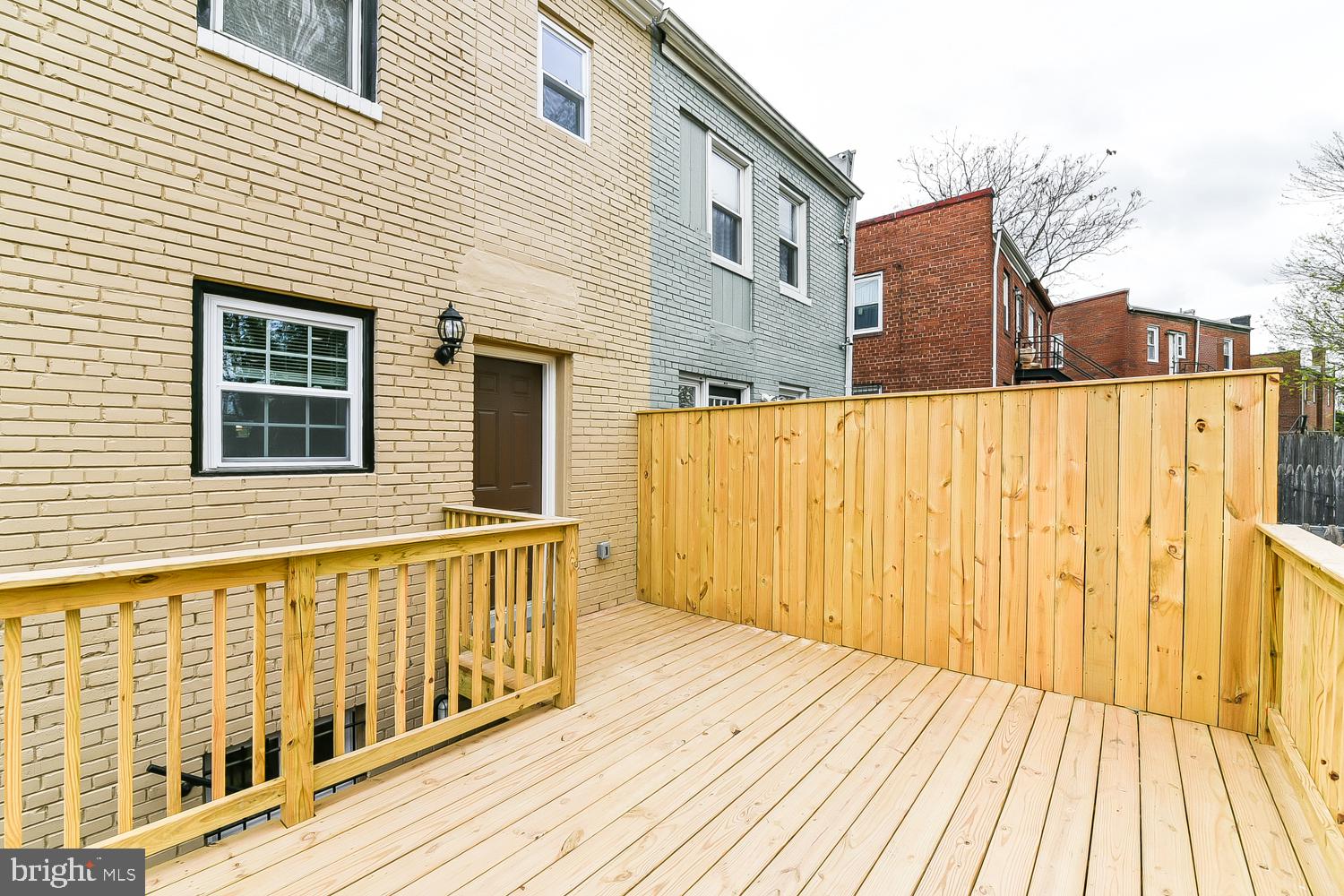 707 CONGRESS STREET SE