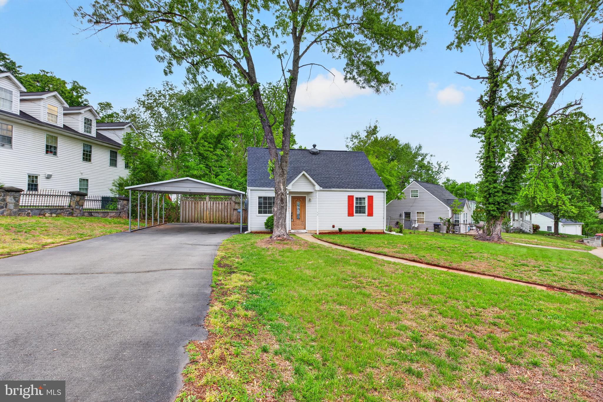 296 MANASSAS DRIVE