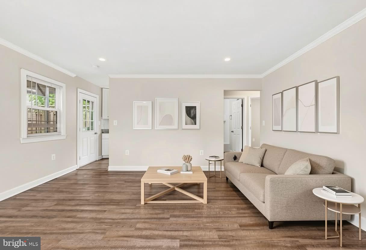 296 MANASSAS DRIVE