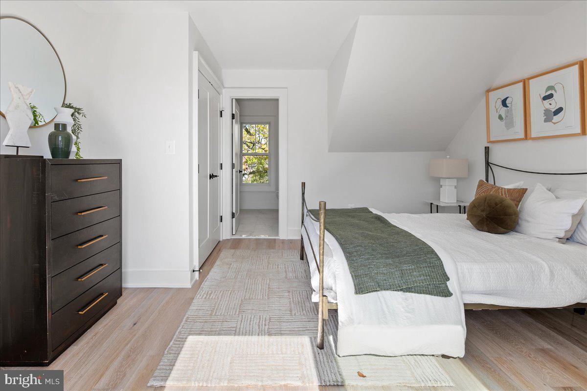 LYON PARK - Residential