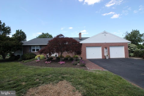Homes For Sale - 487 Schoolhouse Road<br/> HARLEYSVILLE, PA 19438