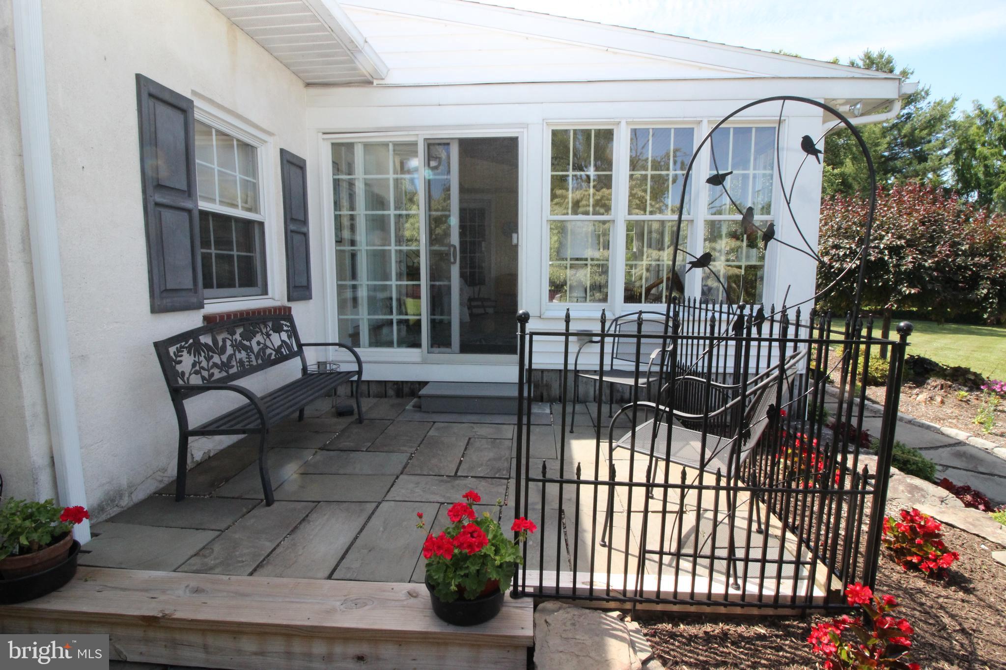 487 SCHOOLHOUSE ROAD