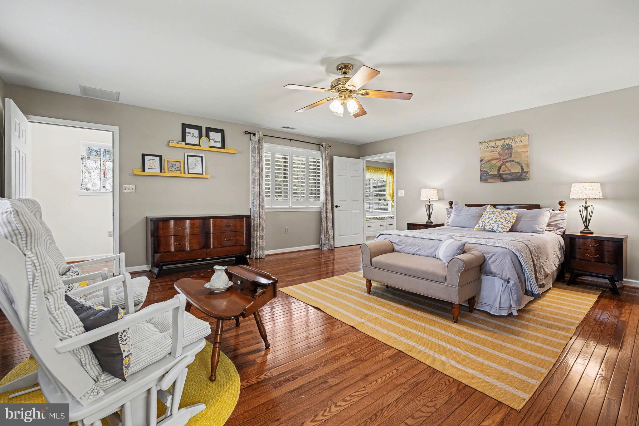 HATFIELD MANOR - Residential