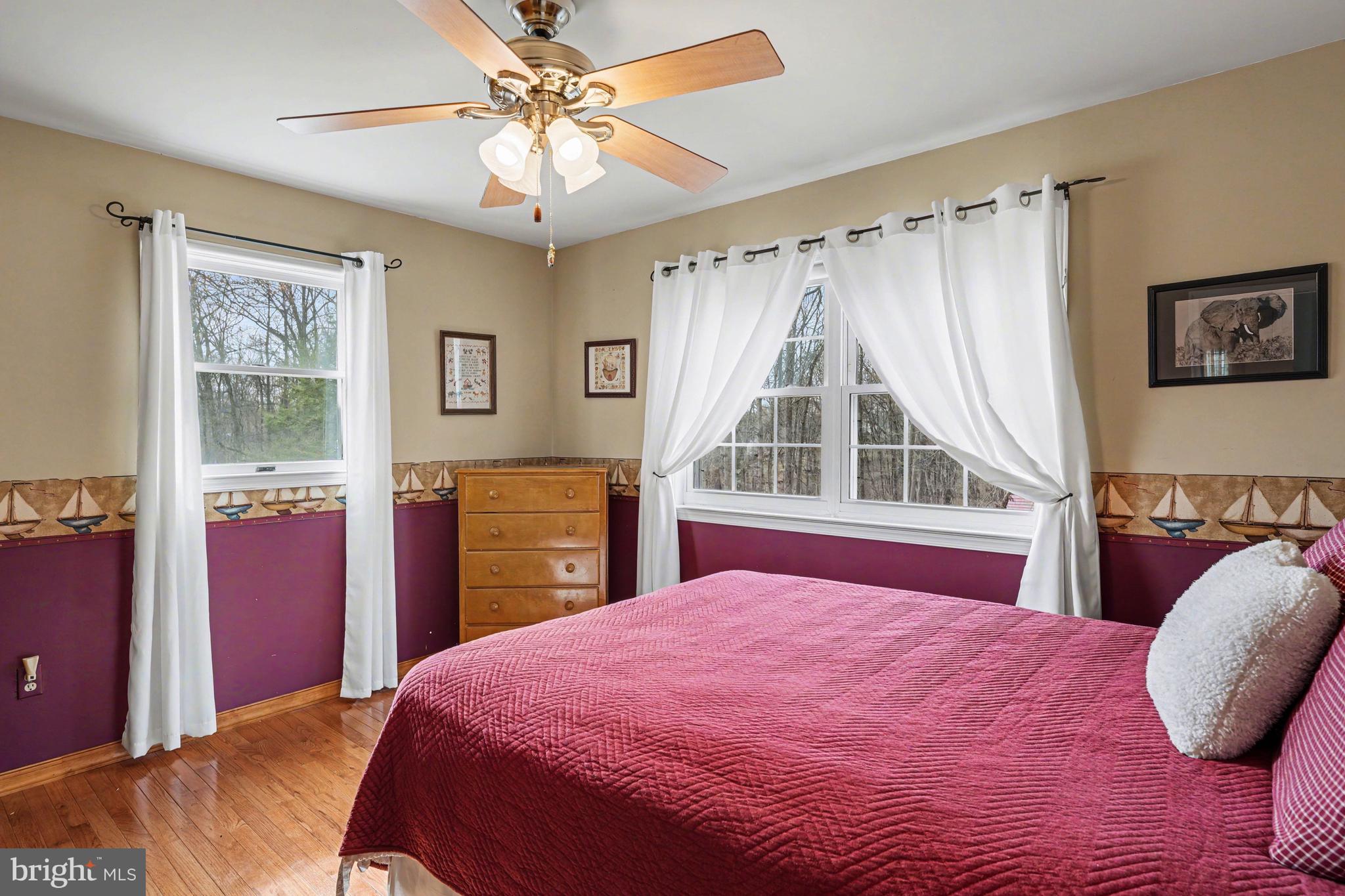 HATFIELD MANOR - Residential